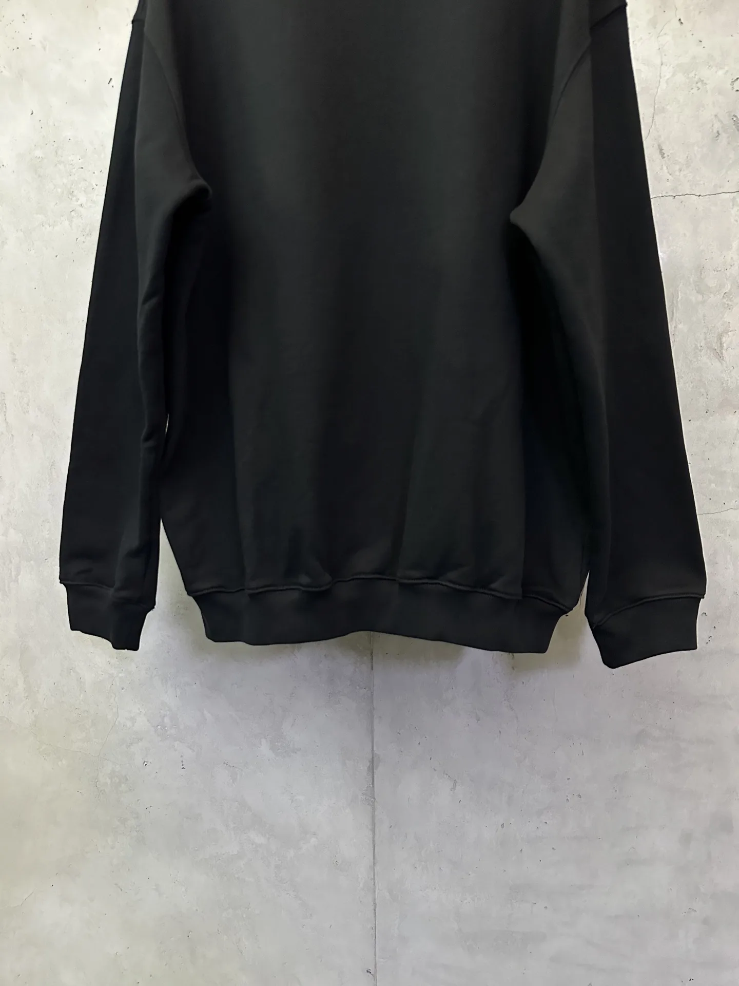 Logo Print Heavyweight Cotton Sweatshirt D26023532 — view 6