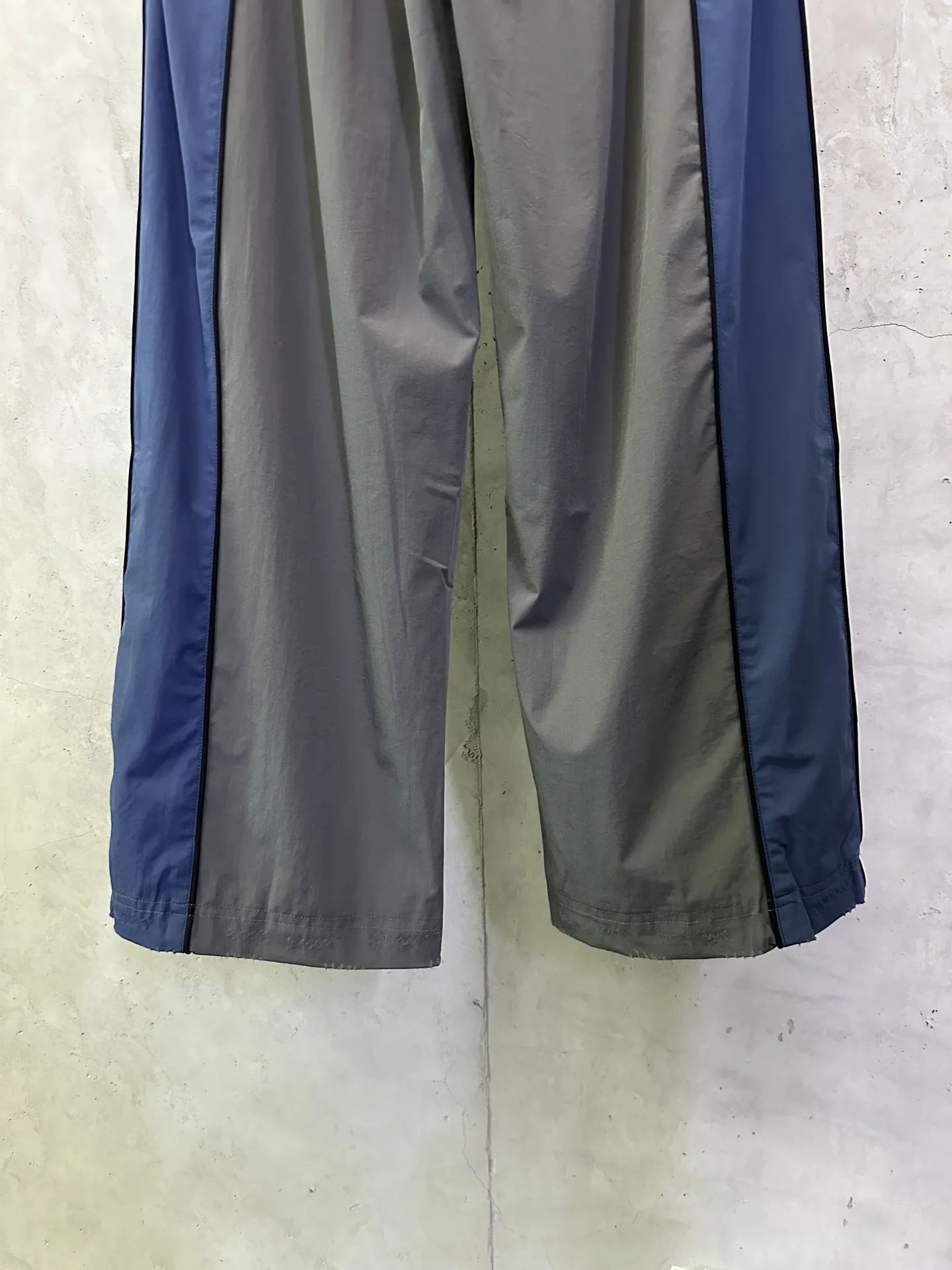 Logo-Print Panelled Wide-Leg Track Pants D27012814 — view 6
