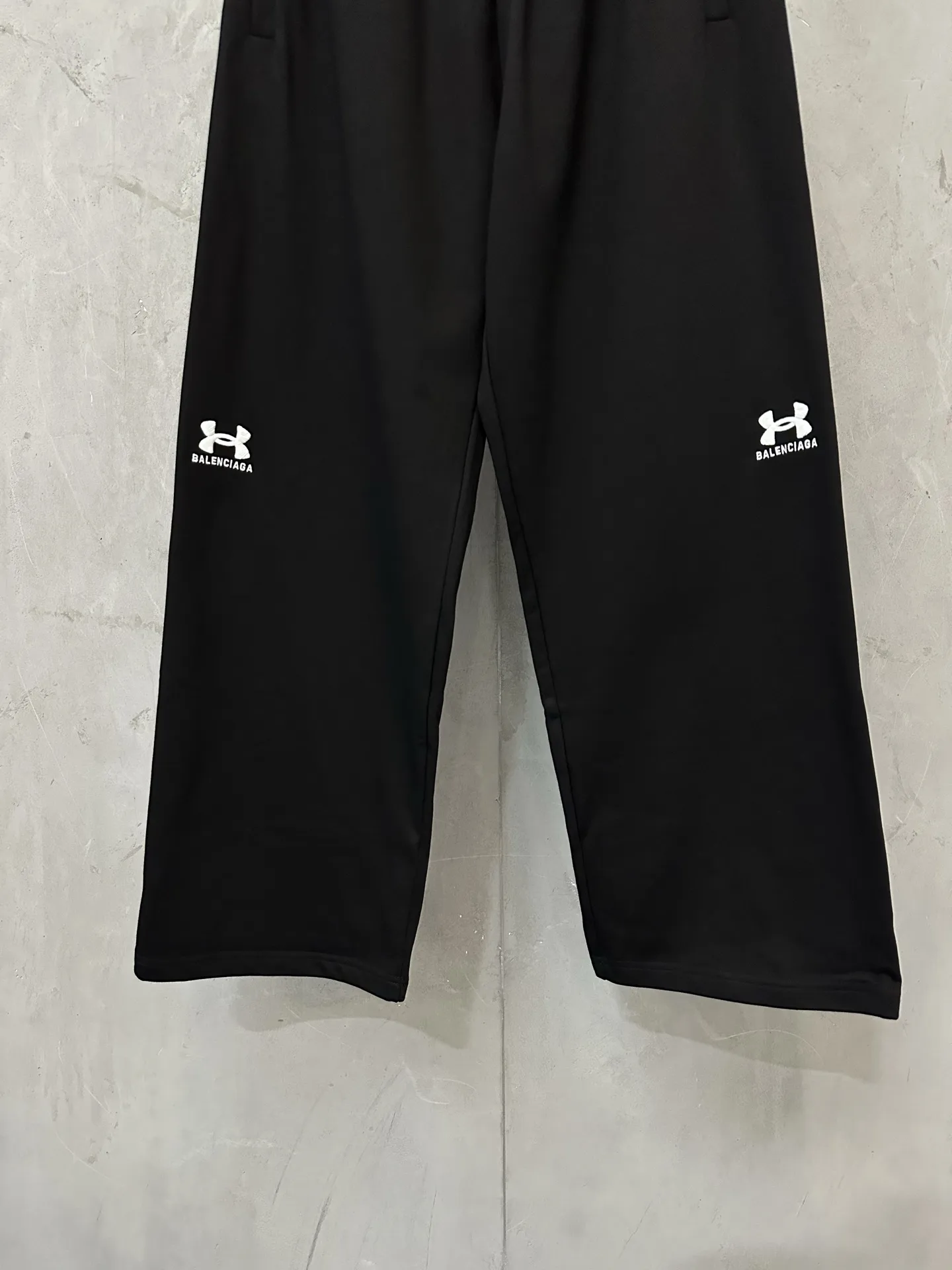 Balenciaga x Under Armour Embroidered Sweatpants D28024429 — view 4
