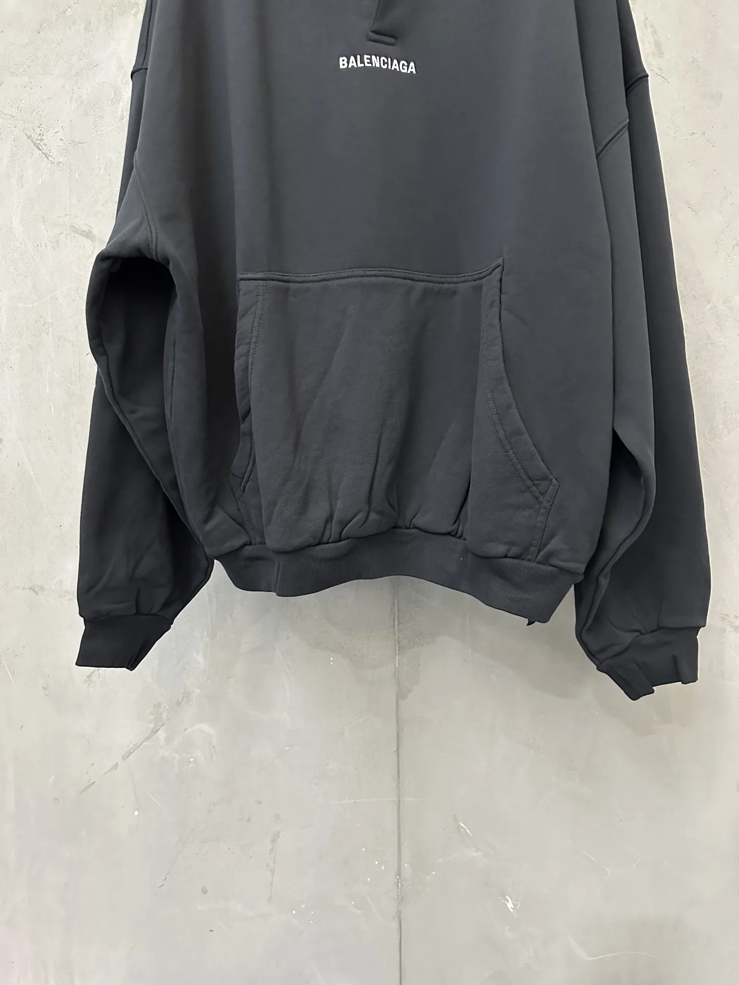 Logo Embroidery Open-Neck Hoodie D29020238 — view 4