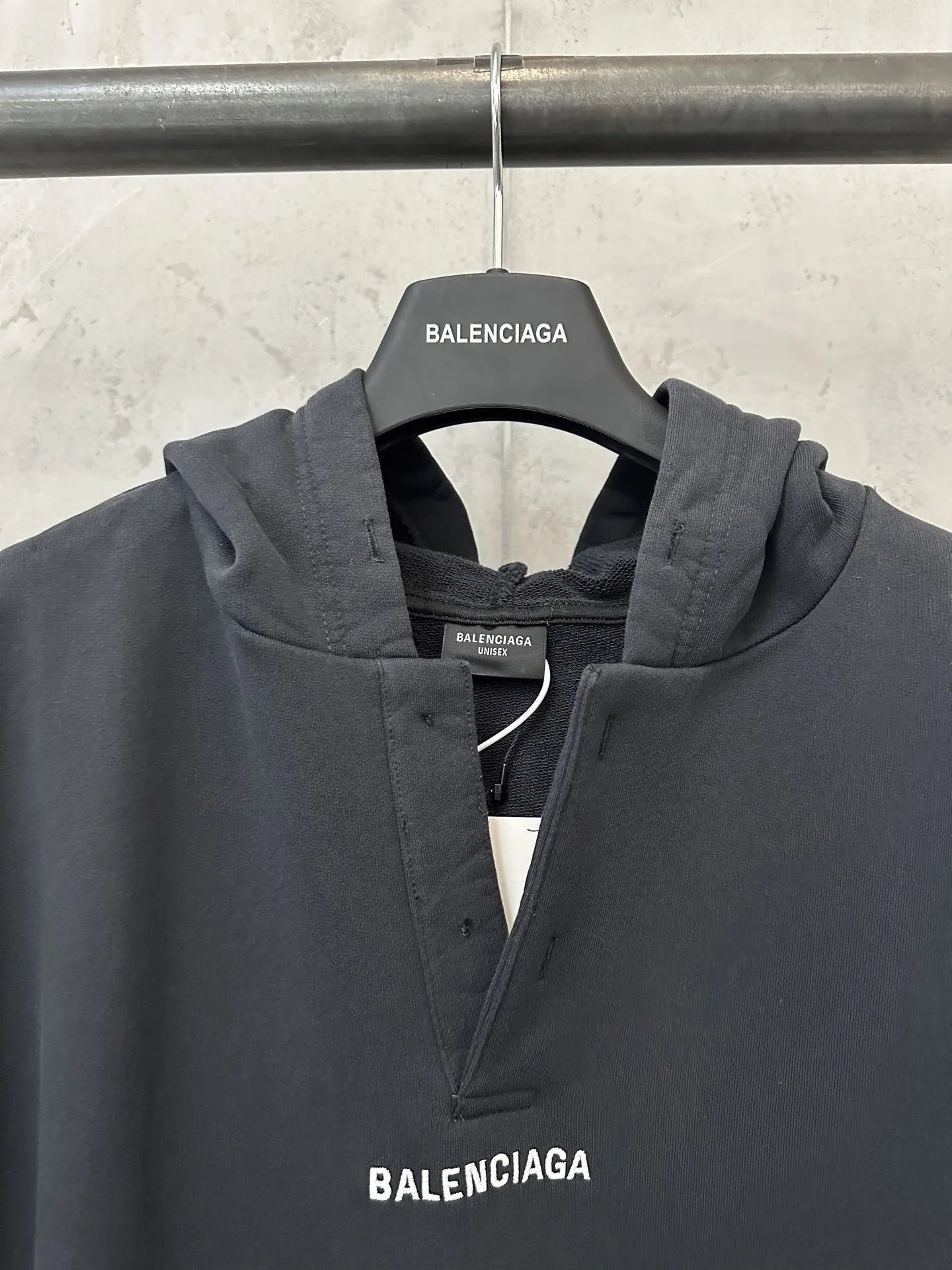 Logo Embroidery Open-Neck Hoodie D29020238 — view 5