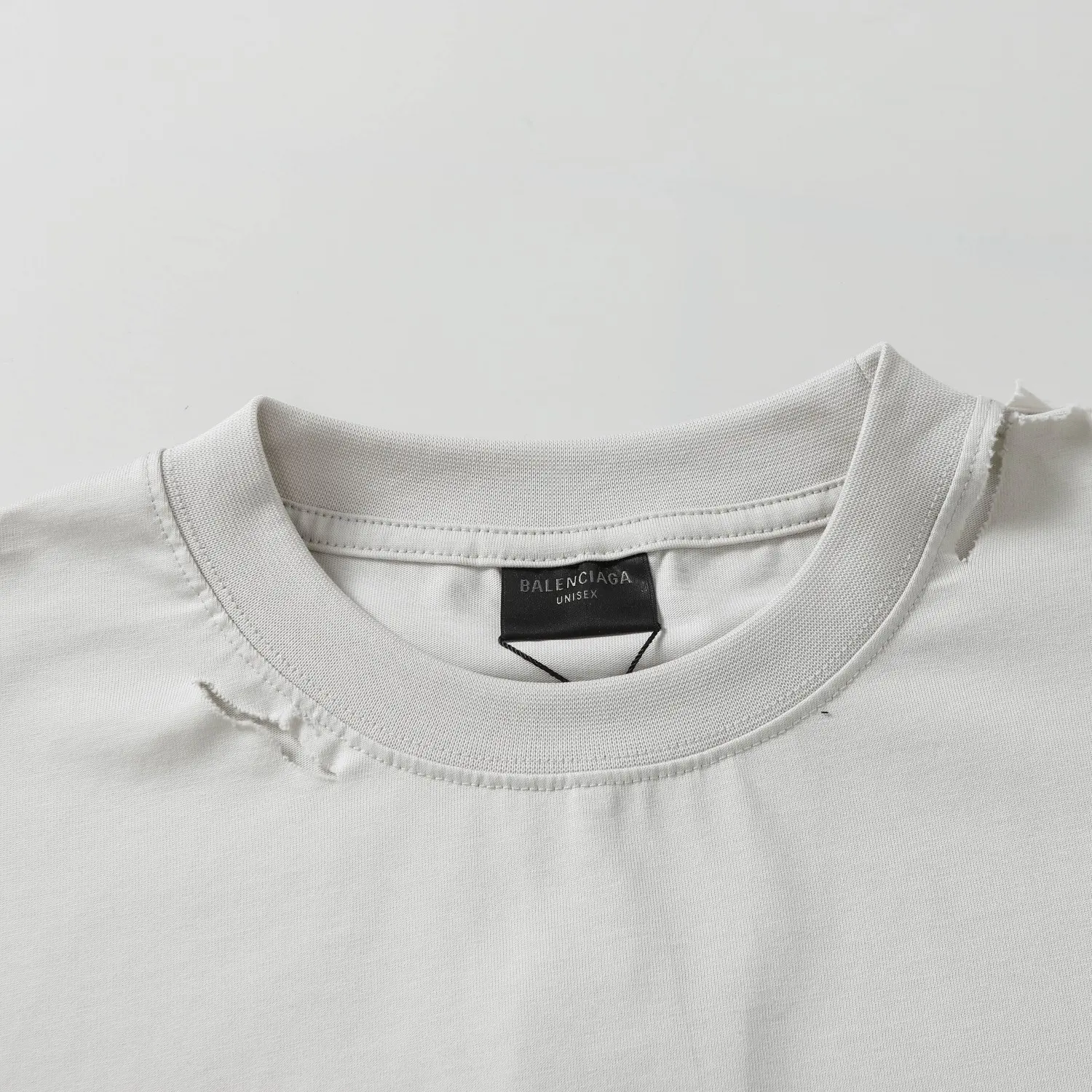 Distressed Eye Chart Logo T-Shirt D11519950 — view 3