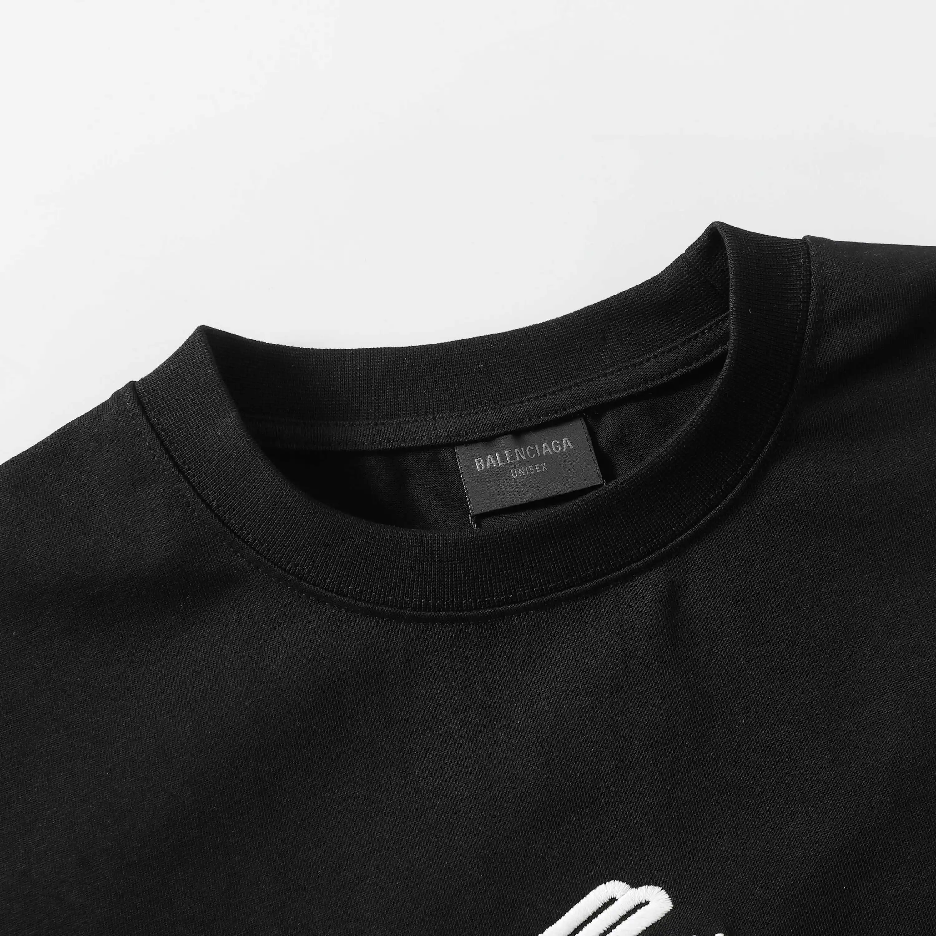 Logo Embroidery Oversized Cotton T-Shirt D15020020 — view 17