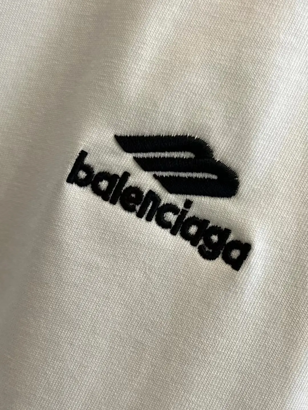 Logo Embroidery Oversized Cotton T-Shirt D15020020 — view 26