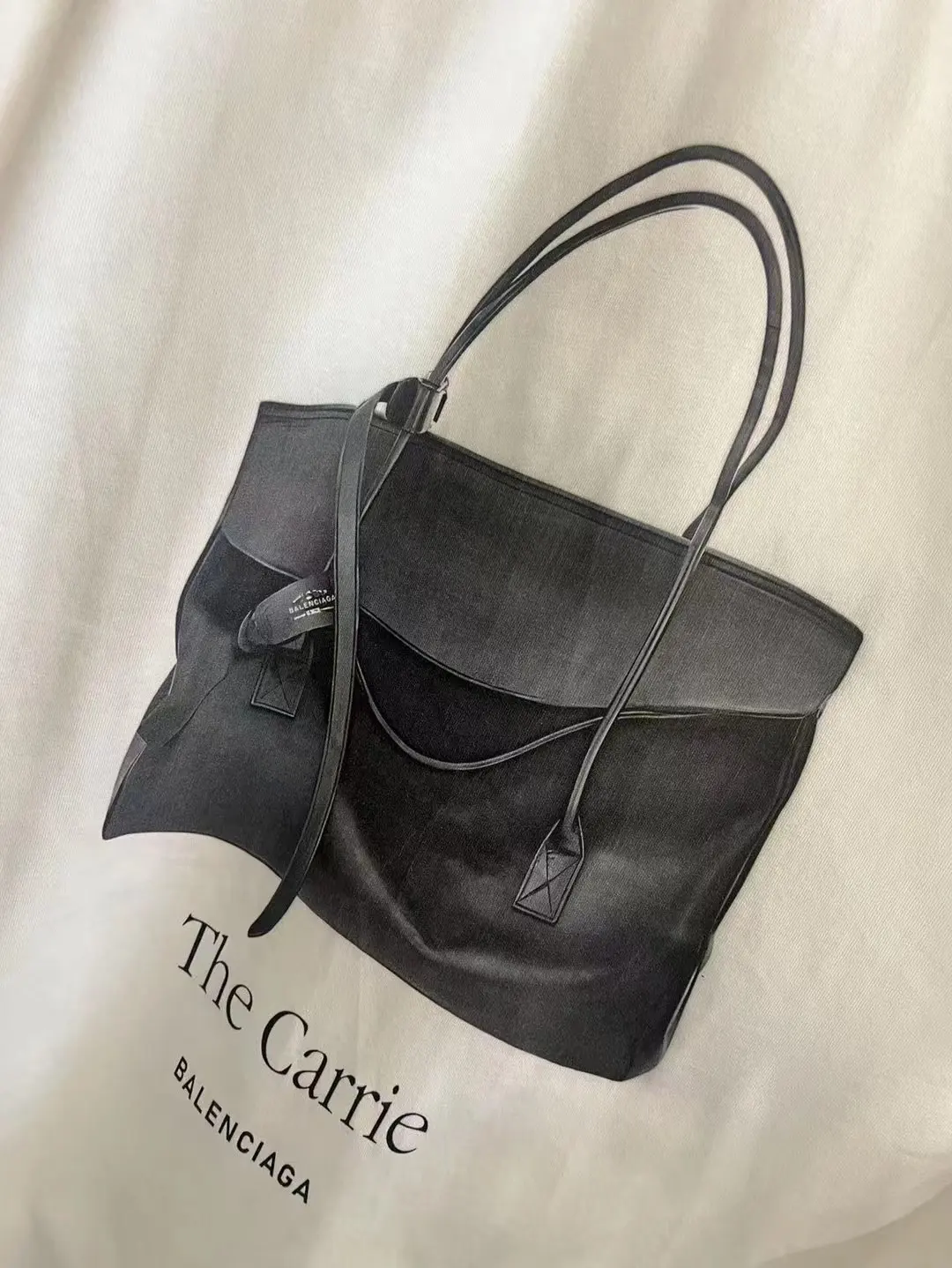 The Carrie Bag Graphic Oversized T-Shirt D11519945 — view 4