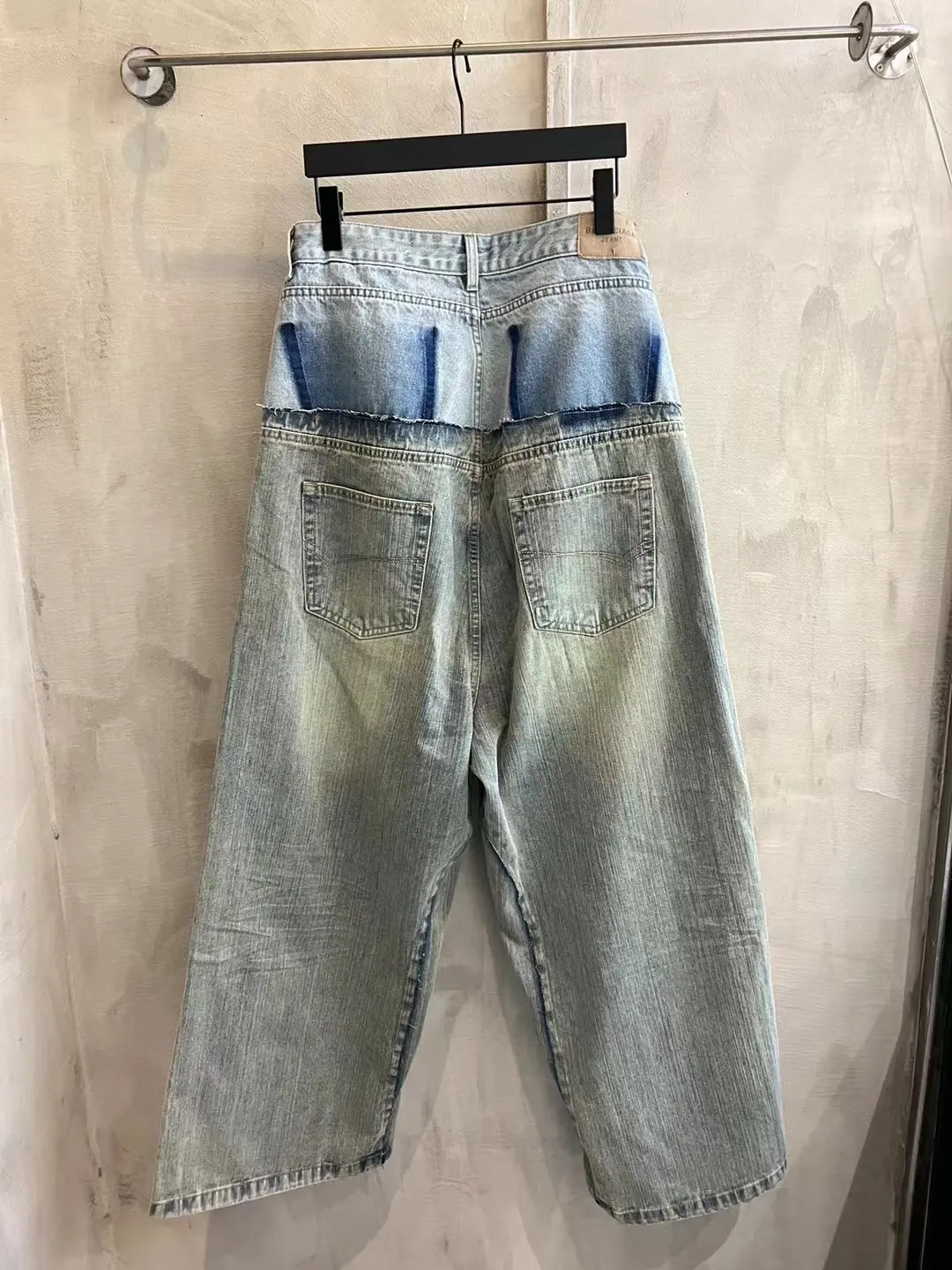 Panelled Wide-Leg Denim Jeans D28019915 — view 9