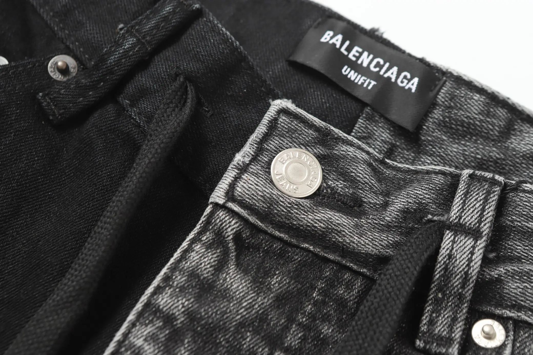 Asymmetric Paneled Straight-Leg Jeans D23521858 — view 20