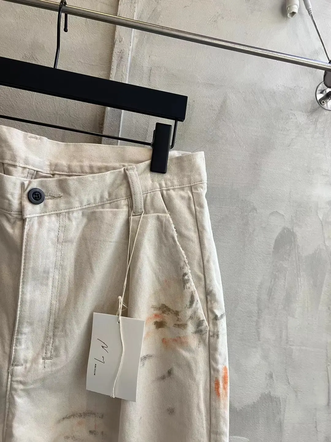 Ancellm Paint-Splatter Double-Pleat Trousers D18521852 — view 31