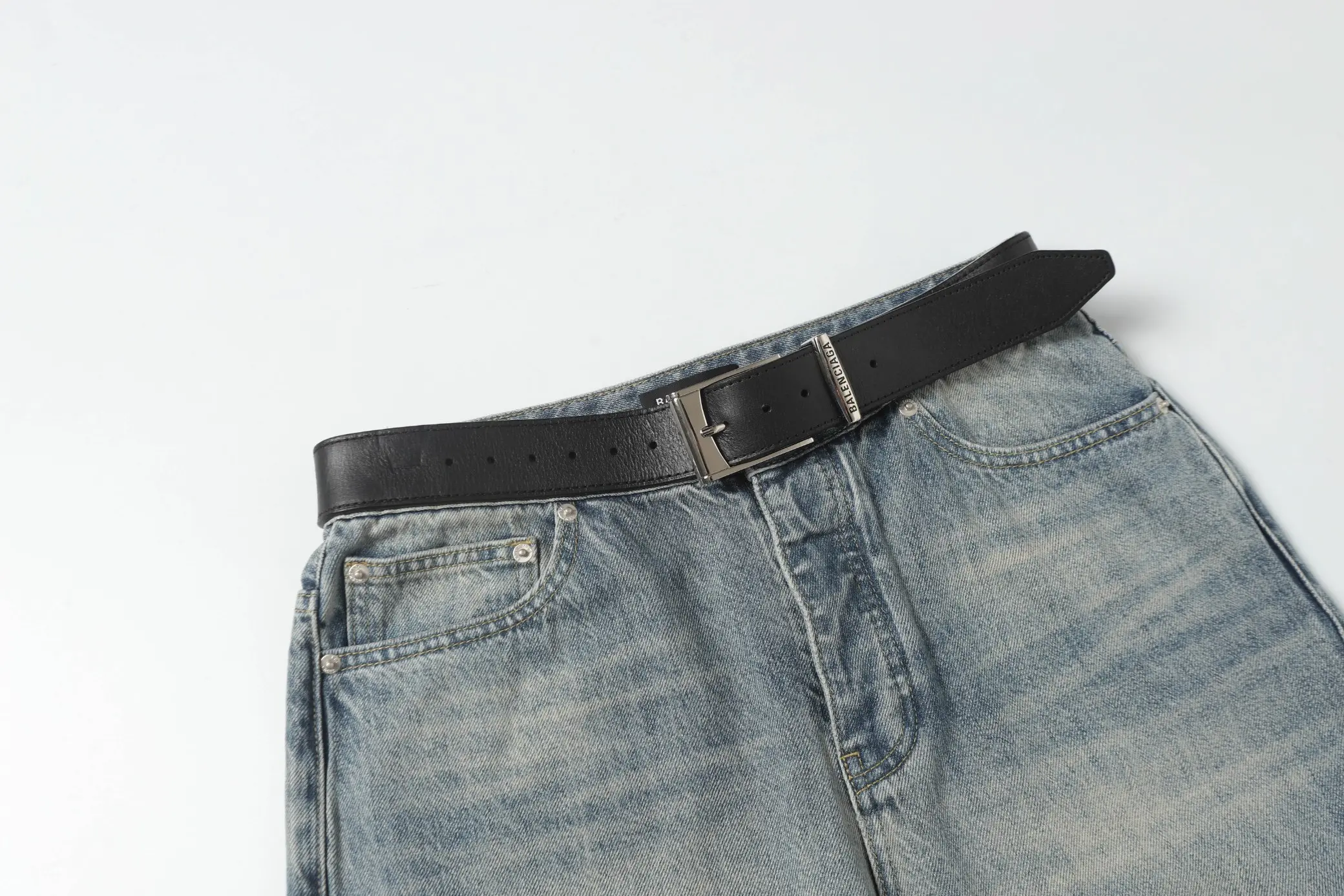 Distressed Straight-Leg Jeans with Integrated Leather Belt D27020014 — view 12