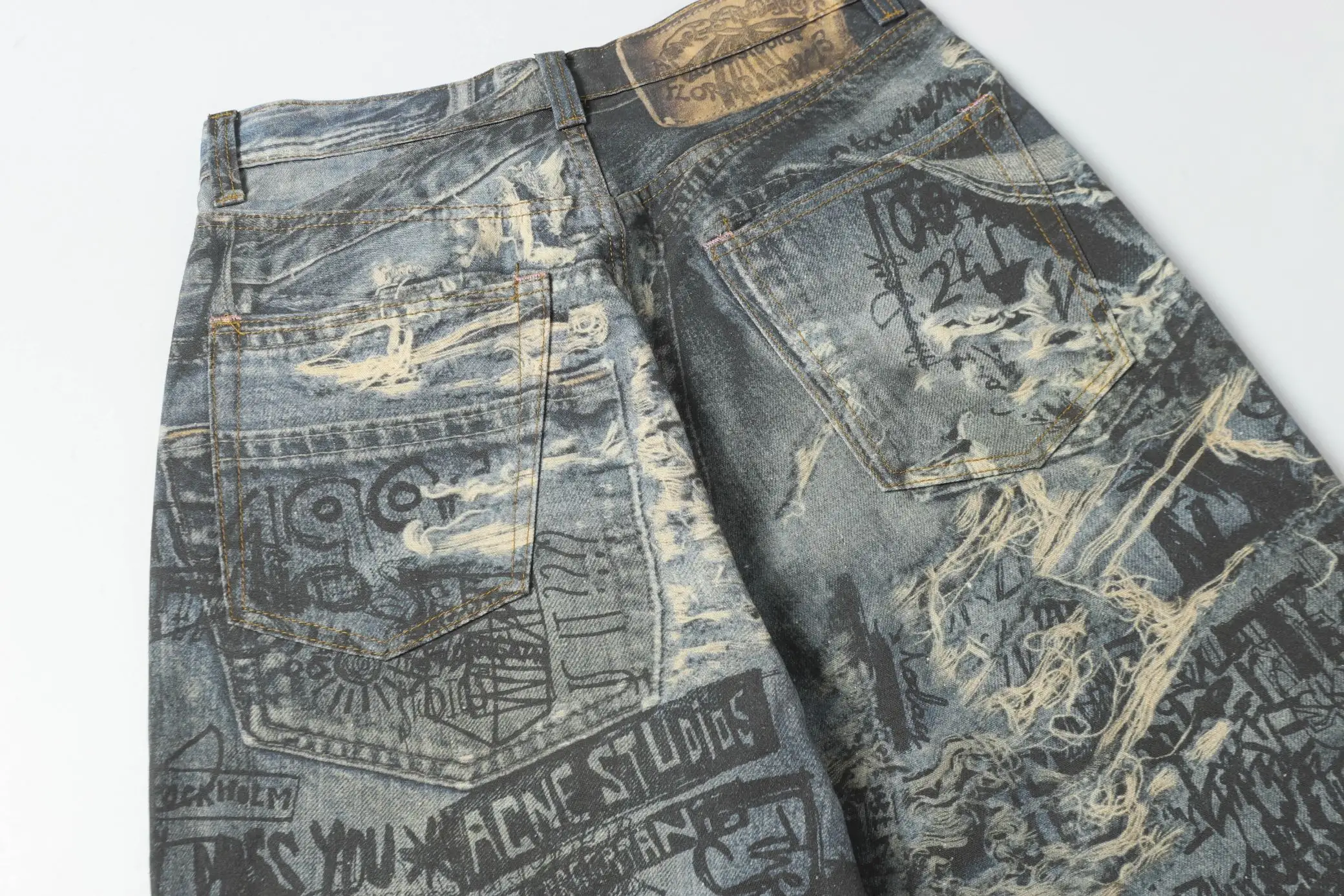 Digital Print Wide-Leg Jeans D25519936 — view 16