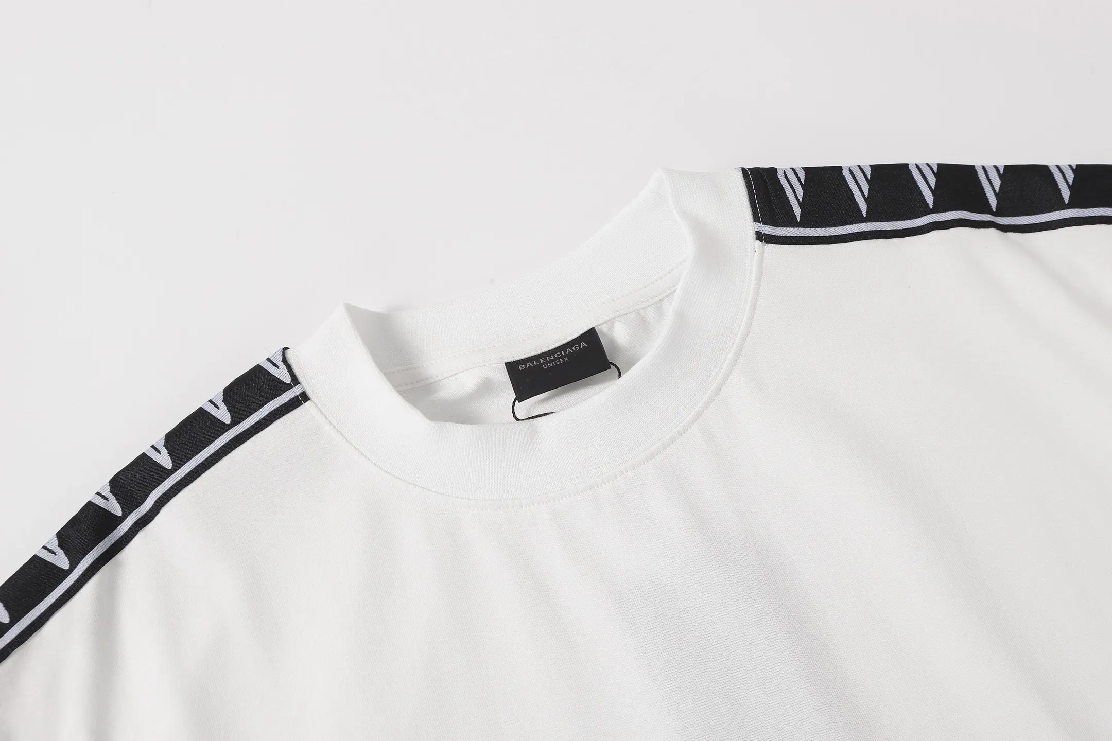 Logo-Tape Cotton-Jersey T-Shirt D14520035 — view 3