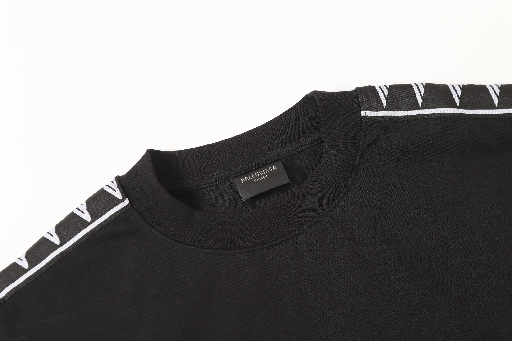 3B Logo Tape Oversized T-Shirt D14520034 — view 3