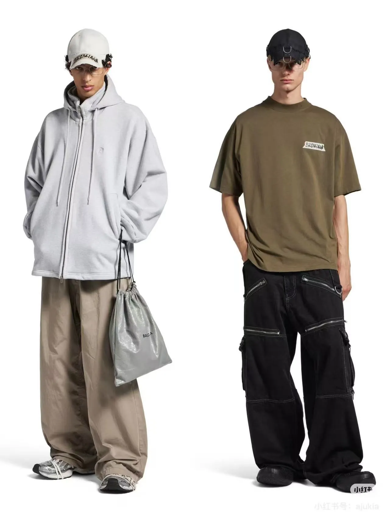 Tape Logo Oversized Cotton T-Shirt D15020048