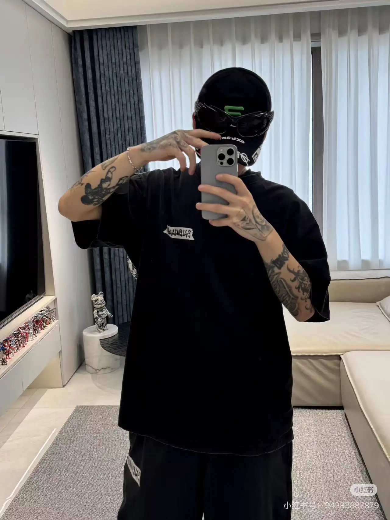 Tape Logo Oversized Cotton T-Shirt D15020048 — view 8