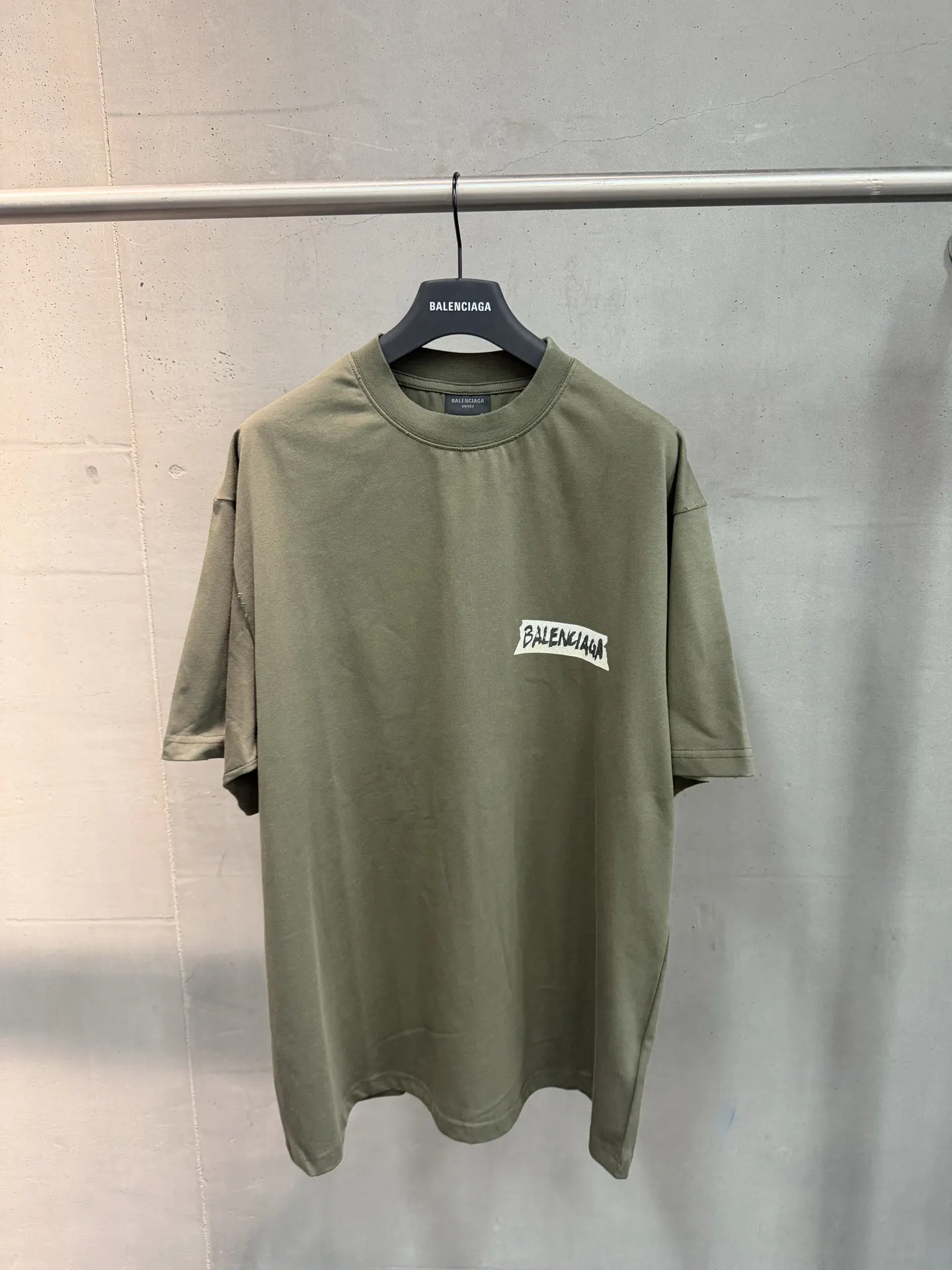 Tape Logo Oversized Cotton T-Shirt D15020052