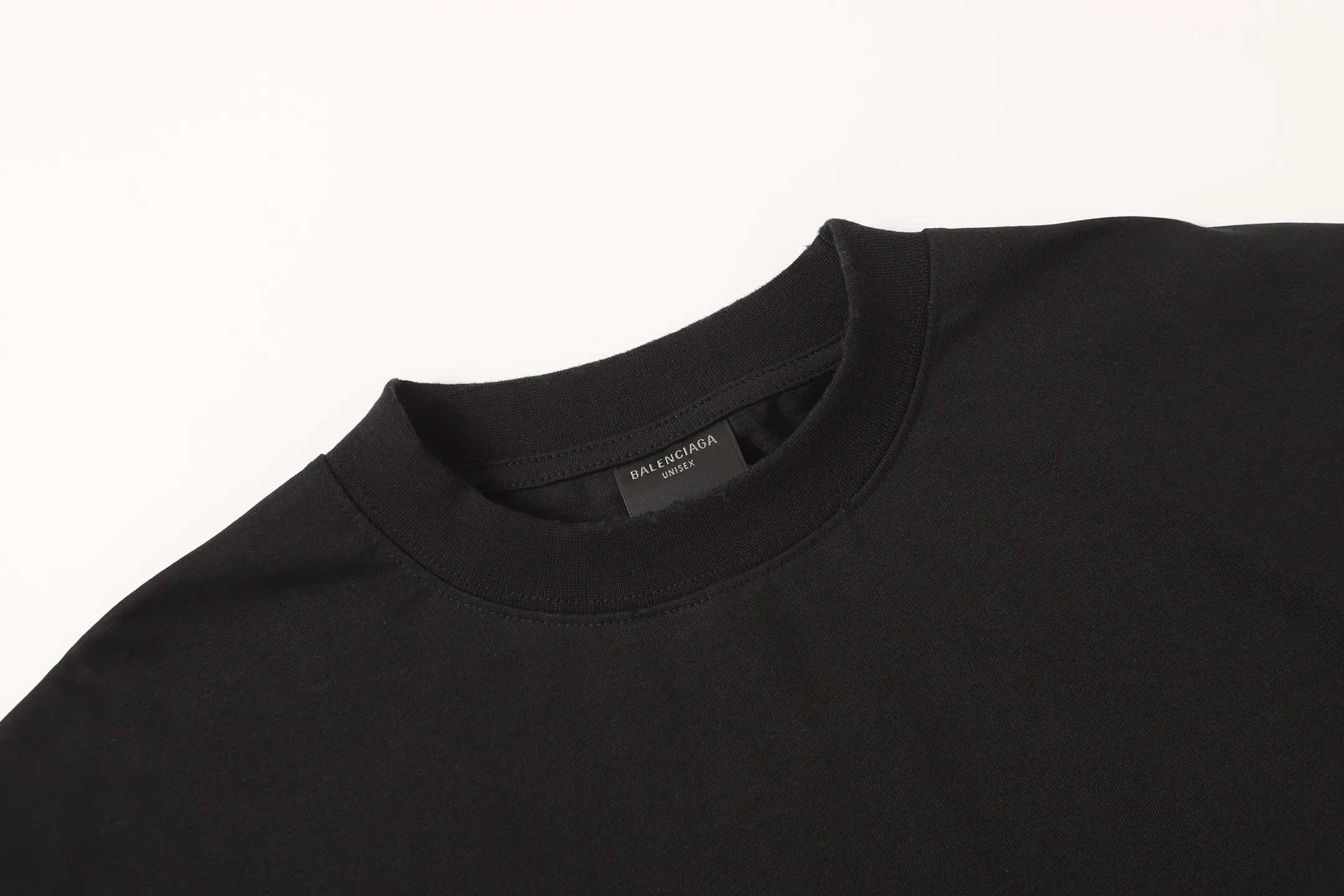 Tape Logo Oversized Cotton T-Shirt D15020050 — view 7