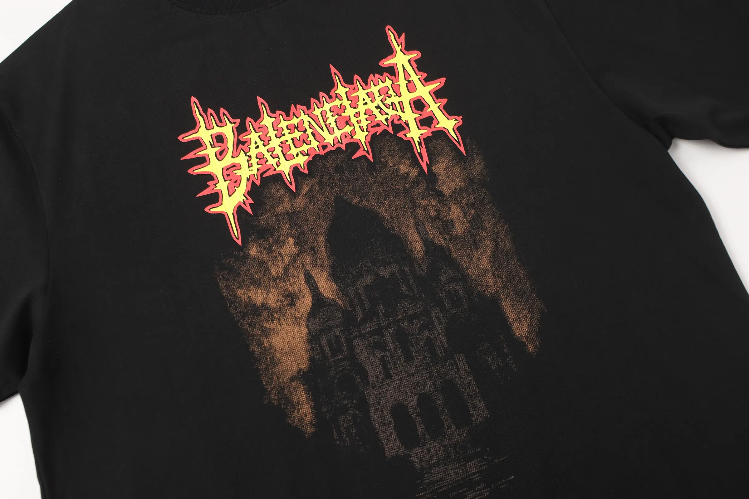 Sacré-Cœur Flame Graphic T-Shirt D15520046 — view 5