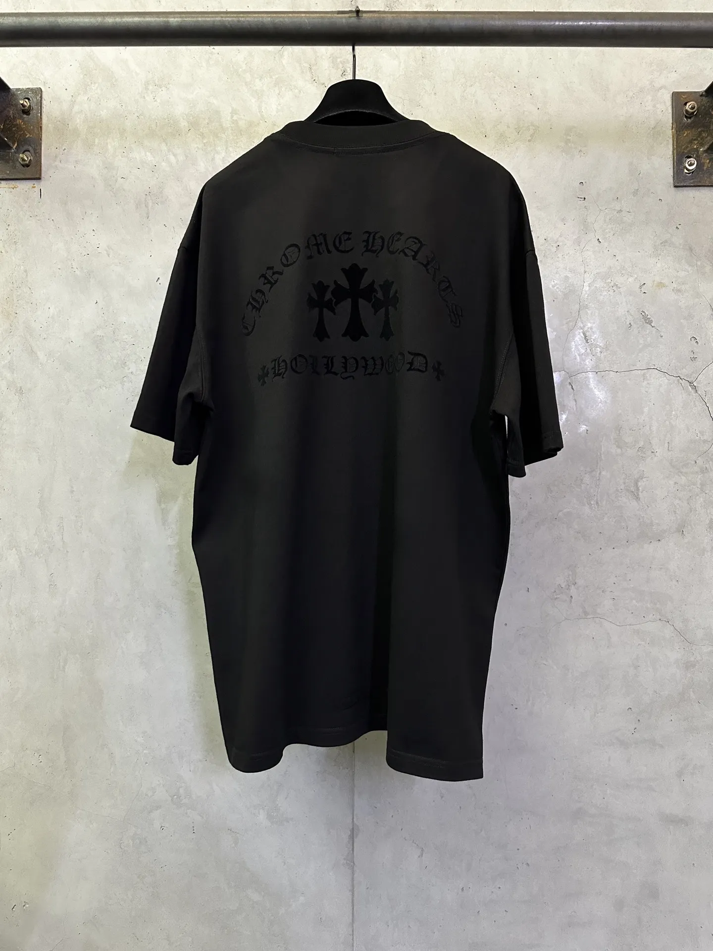 Cross Flocked Logo Heavyweight Cotton T-Shirt D17511978 — view 2