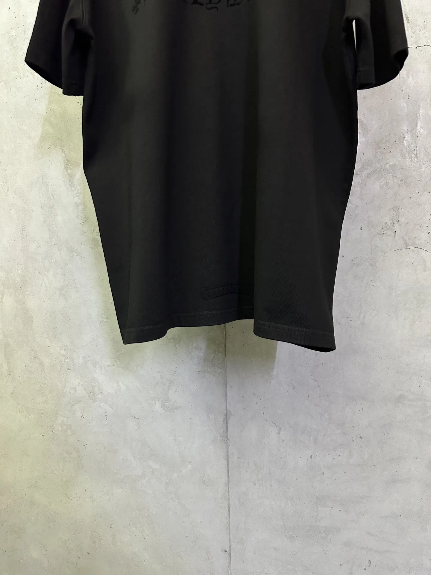 Cross Flocked Logo Heavyweight Cotton T-Shirt D17511978 — view 6
