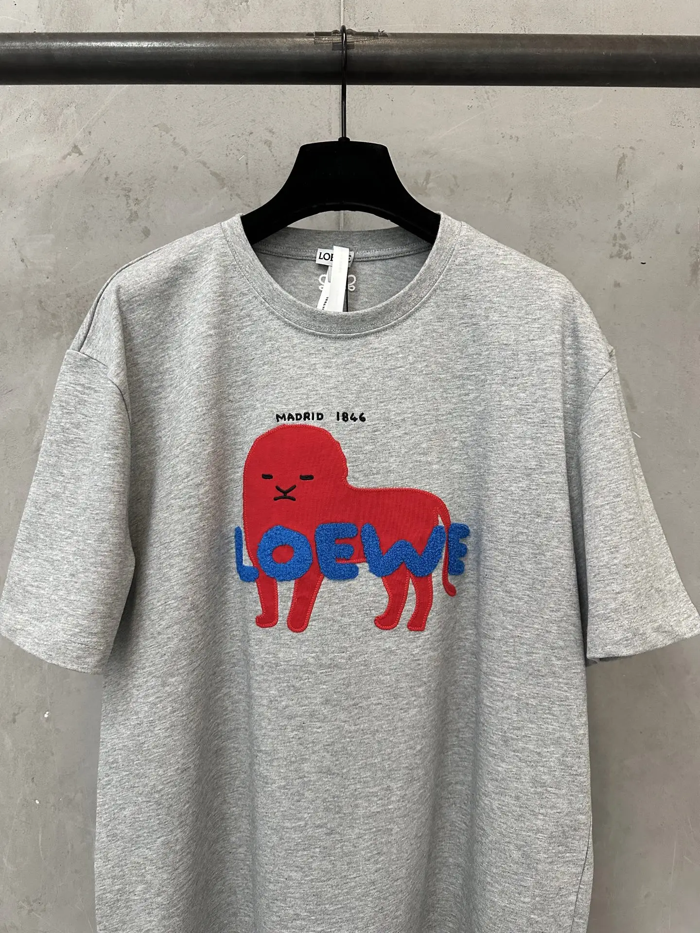 Embroidered Lion Logo Cotton T-Shirt D18018980 — view 3