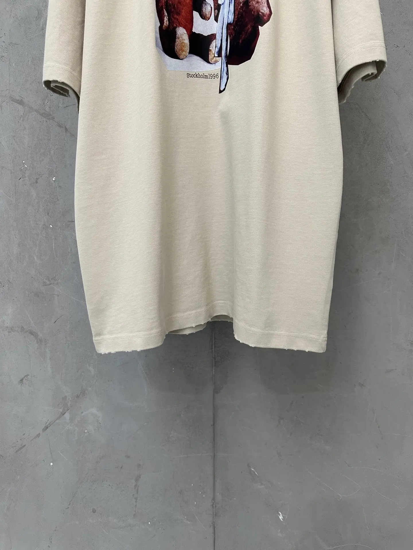 Bear Graphic Heavyweight Cotton T-Shirt D18011746 — view 4