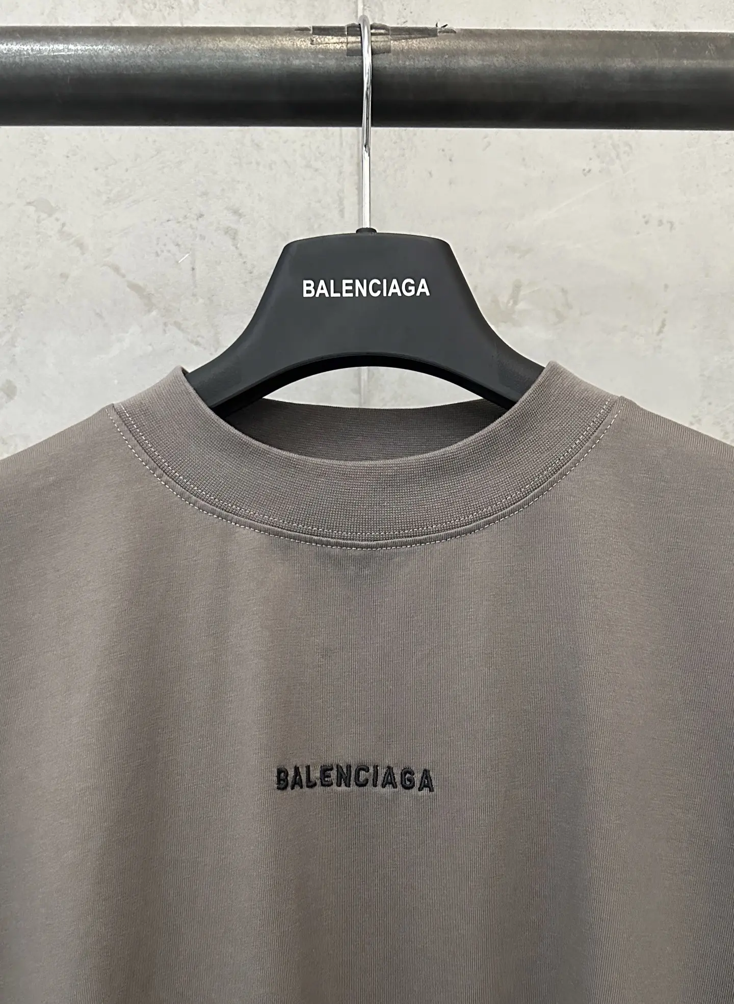 Logo Embroidered Oversized T-Shirt D18518975 — view 5