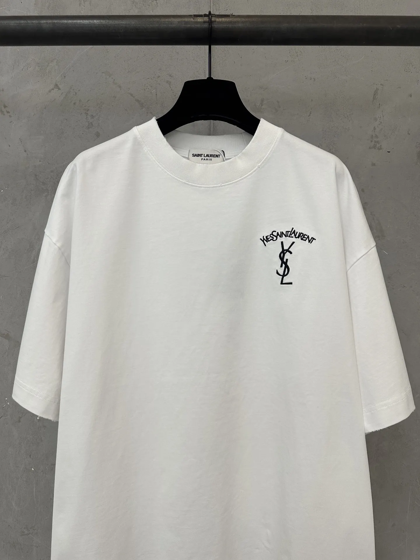 Logo Embroidered Heavyweight Cotton T-Shirt D19011757 — view 3