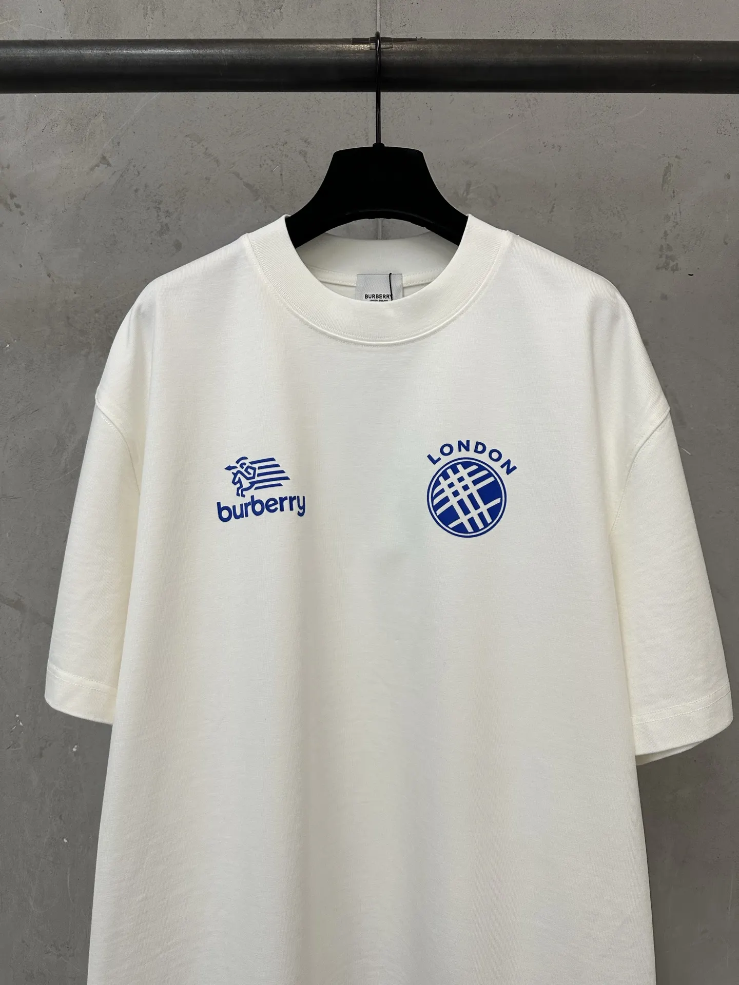 Logo Graphic Heavyweight Cotton T-Shirt D19025019 — view 3