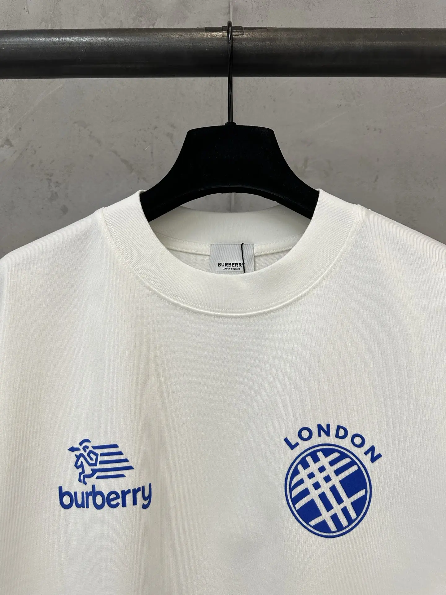 Logo Graphic Heavyweight Cotton T-Shirt D19025019 — view 5