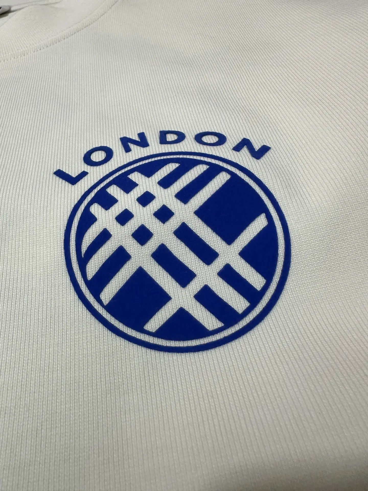 Logo Graphic Heavyweight Cotton T-Shirt D19025019 — view 8