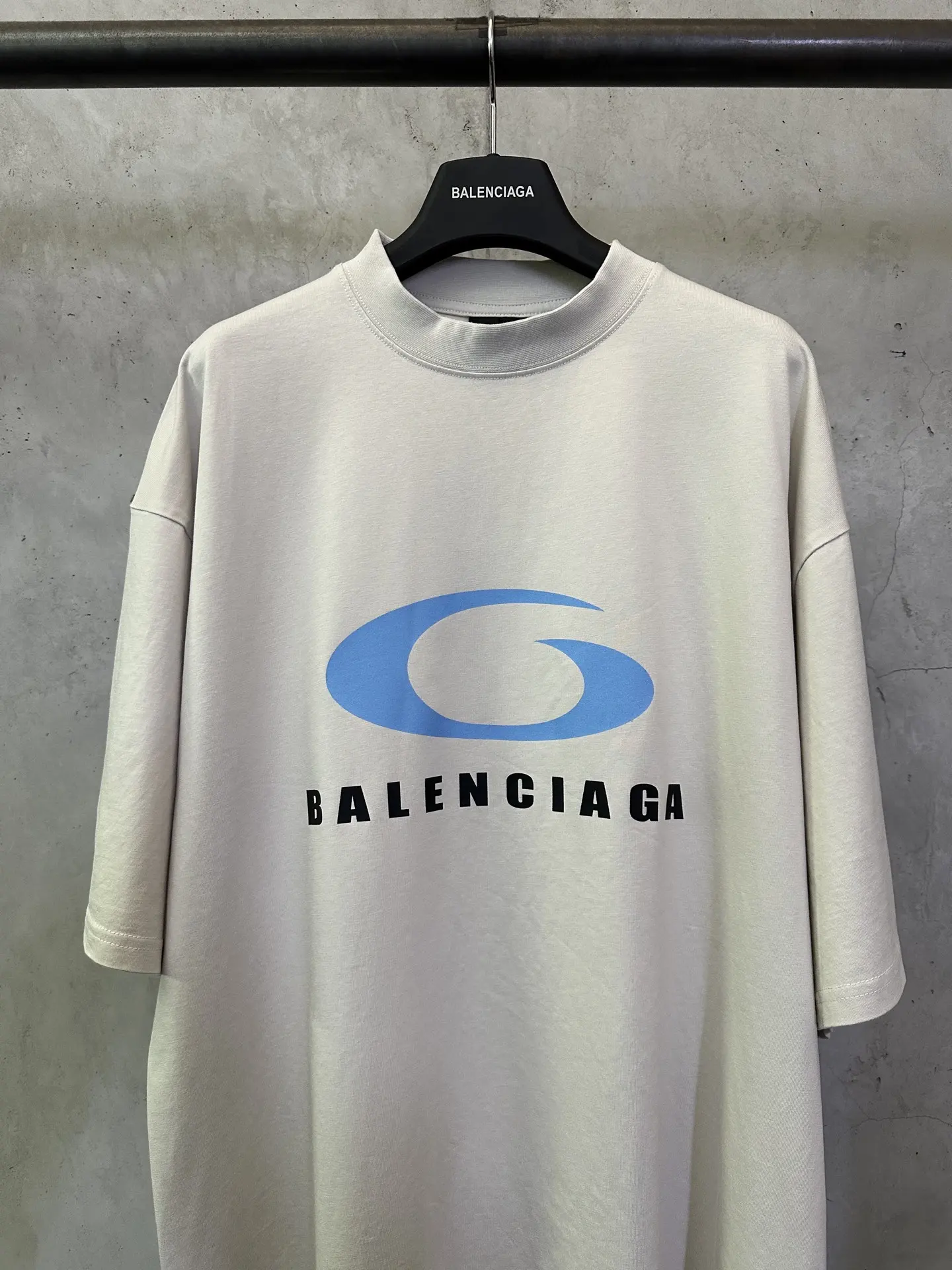 Logo-Print Oversized Cotton-Jersey T-Shirt D19512919 — view 3