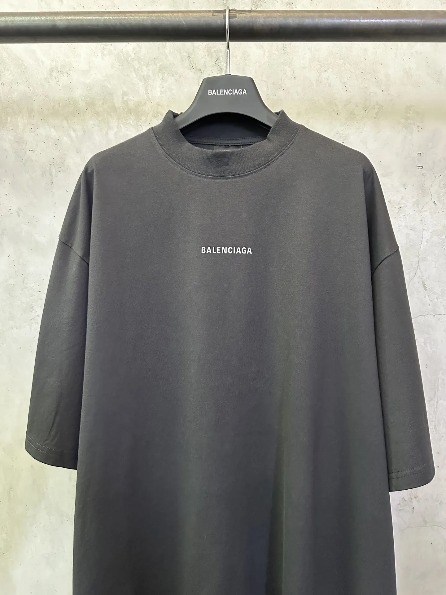 Logo Reflective Print Oversized T-Shirt D20012920 — view 3