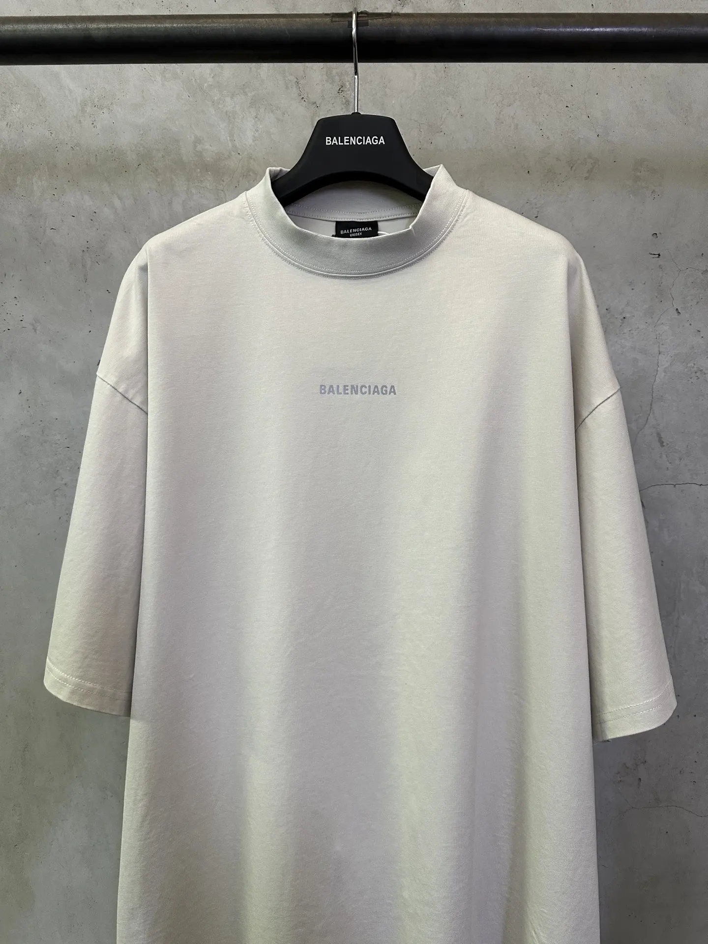 Logo Reflective Print Oversized T-Shirt D20015734 — view 3