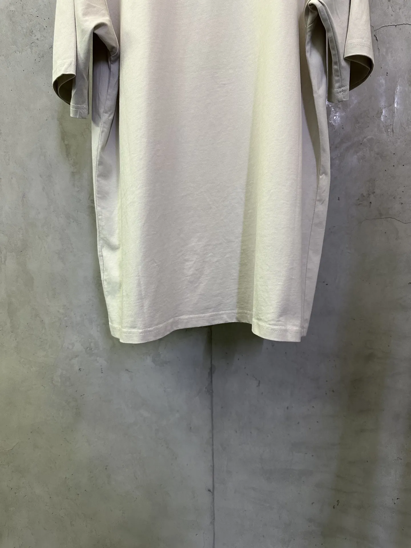 Logo Reflective Print Oversized T-Shirt D20015734 — view 6