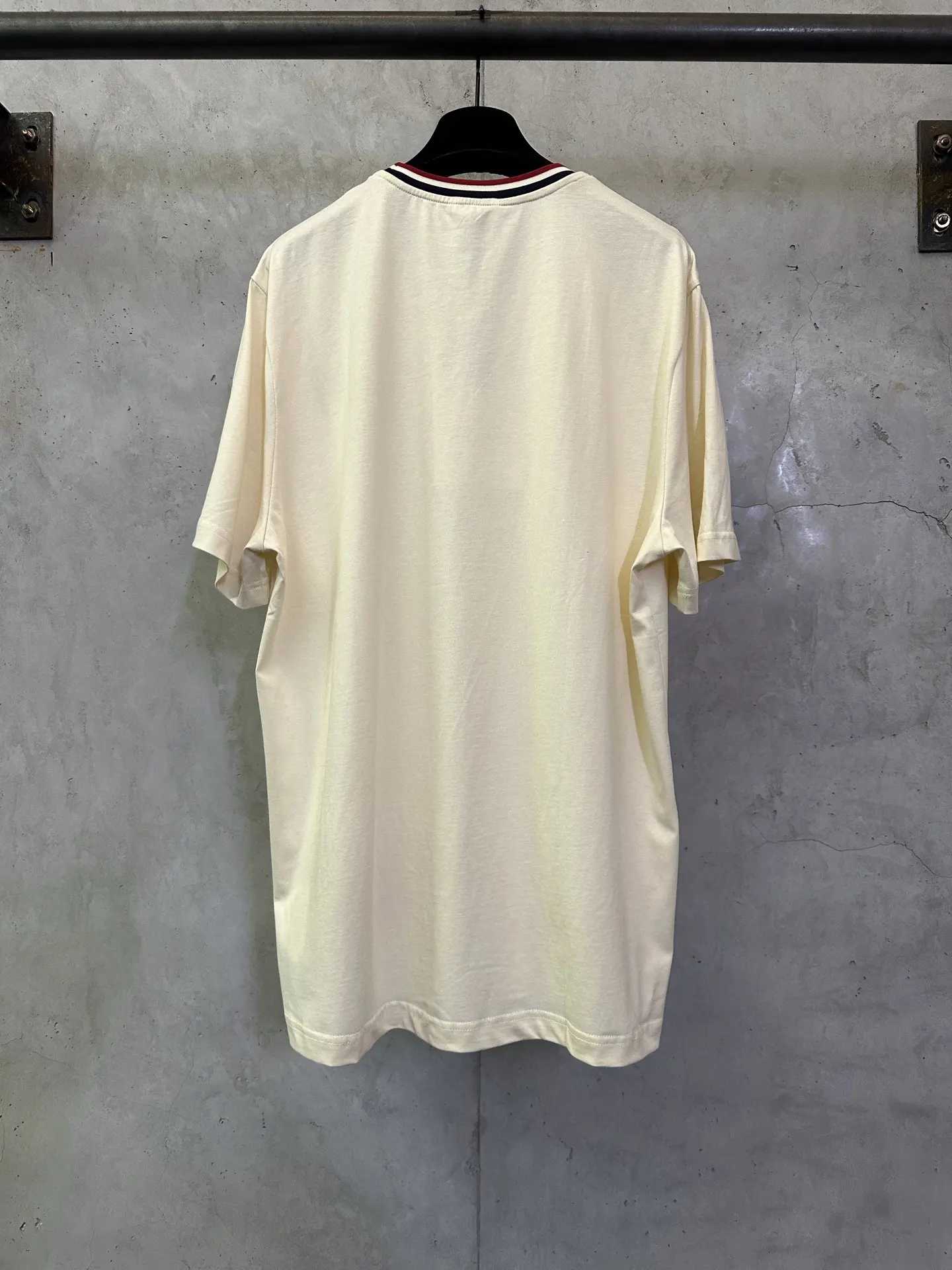 Embroidered Cotton T-Shirt with Tipped Collar D21012860 — view 2