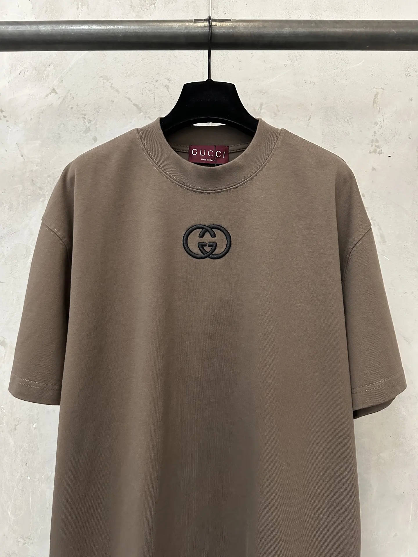 Interlocking G Embroidered Heavyweight T-Shirt D21020213 — view 3