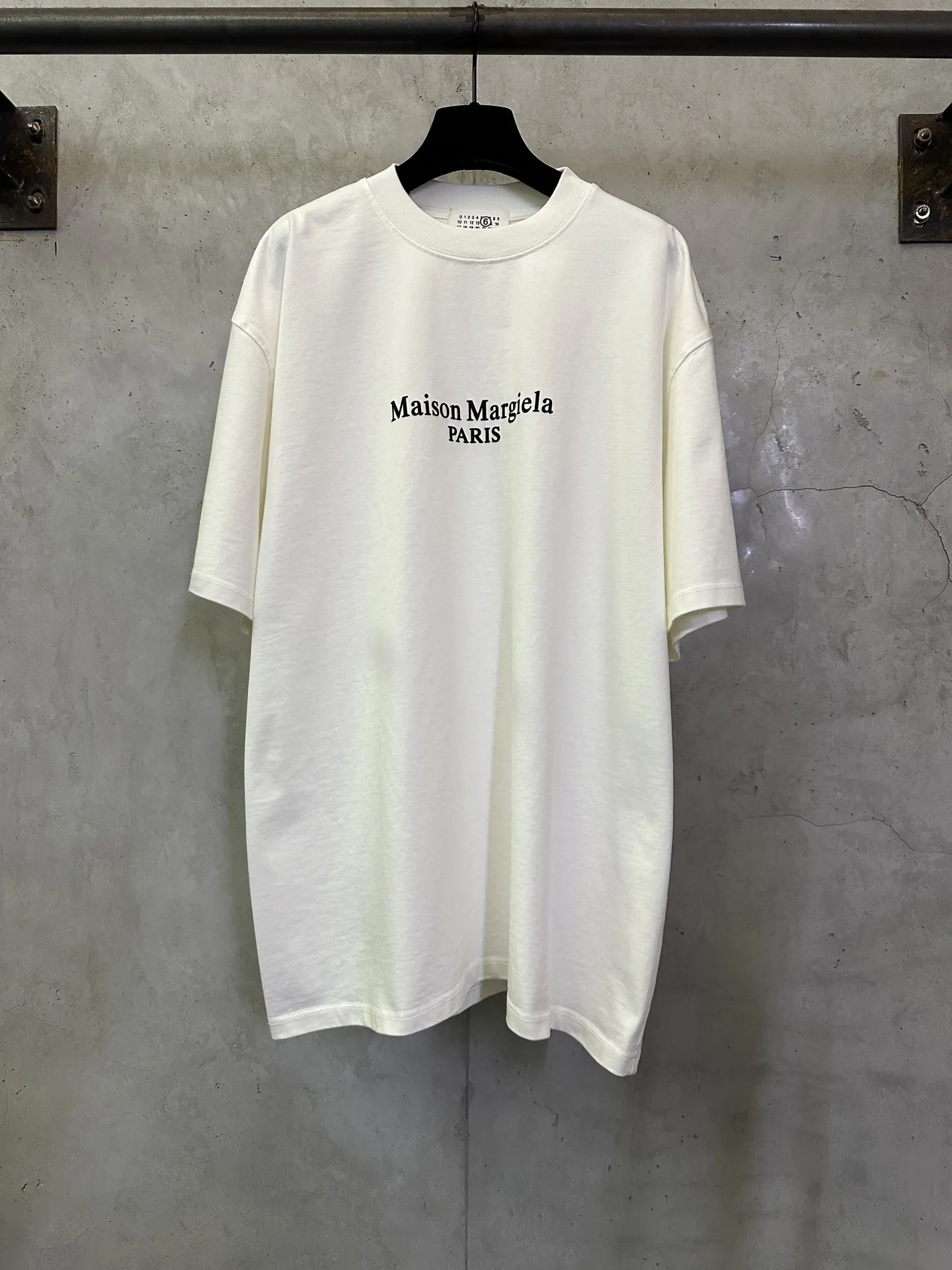 Logo Print Heavyweight Cotton T-Shirt D21011623