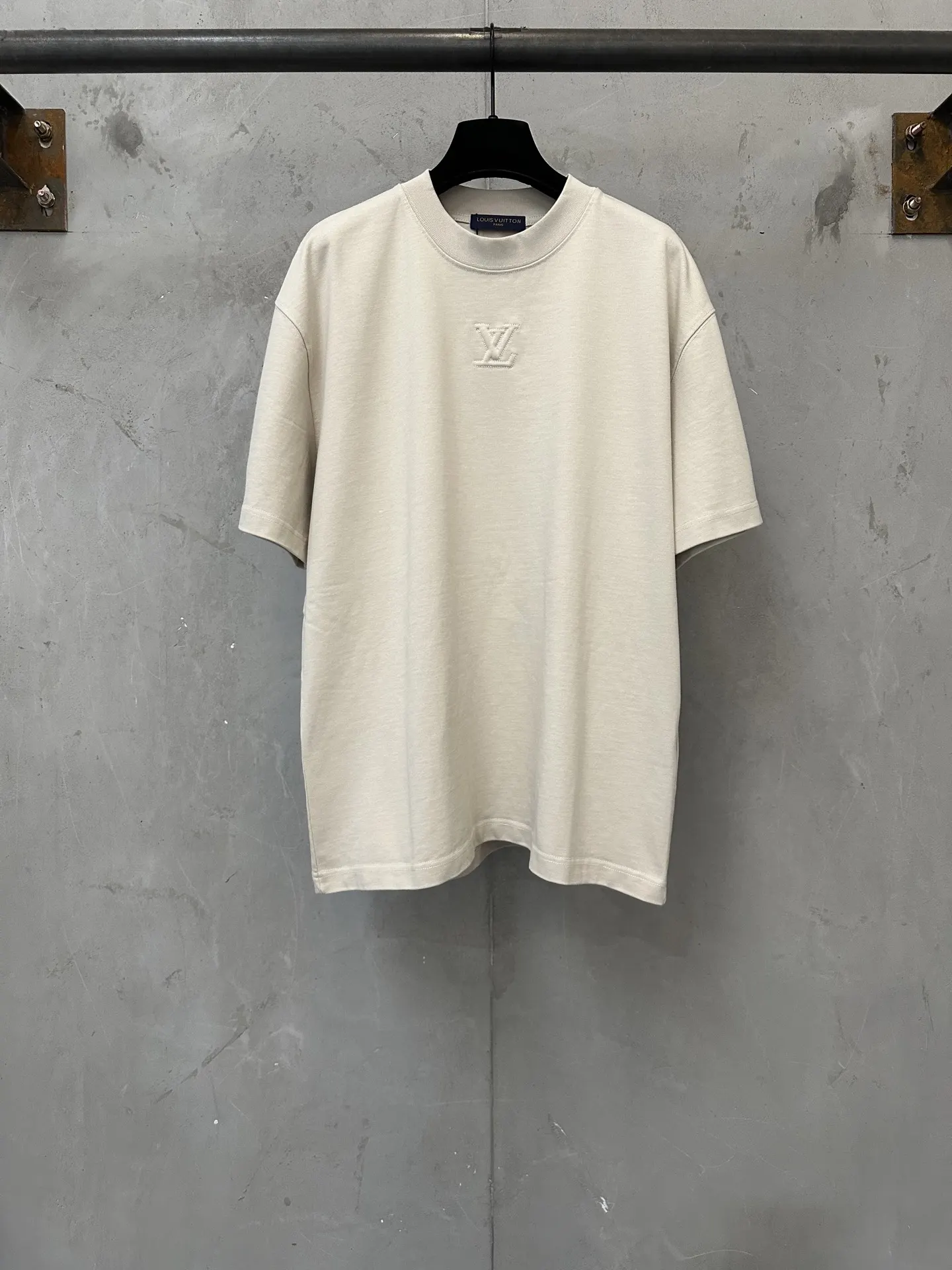 Embossed Logo Heavyweight Cotton T-Shirt D21021787