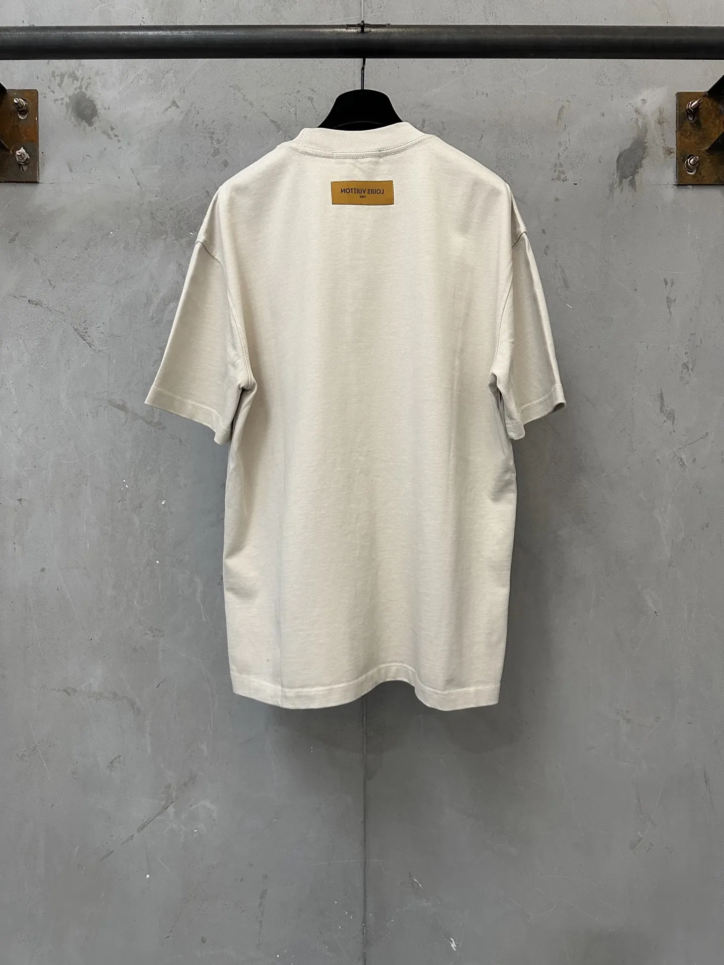 Embossed Logo Heavyweight Cotton T-Shirt D21021787 — view 2