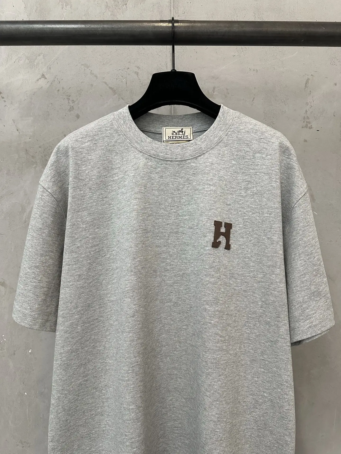 Leather Patch Heavyweight Cotton T-Shirt D21021805 — view 3