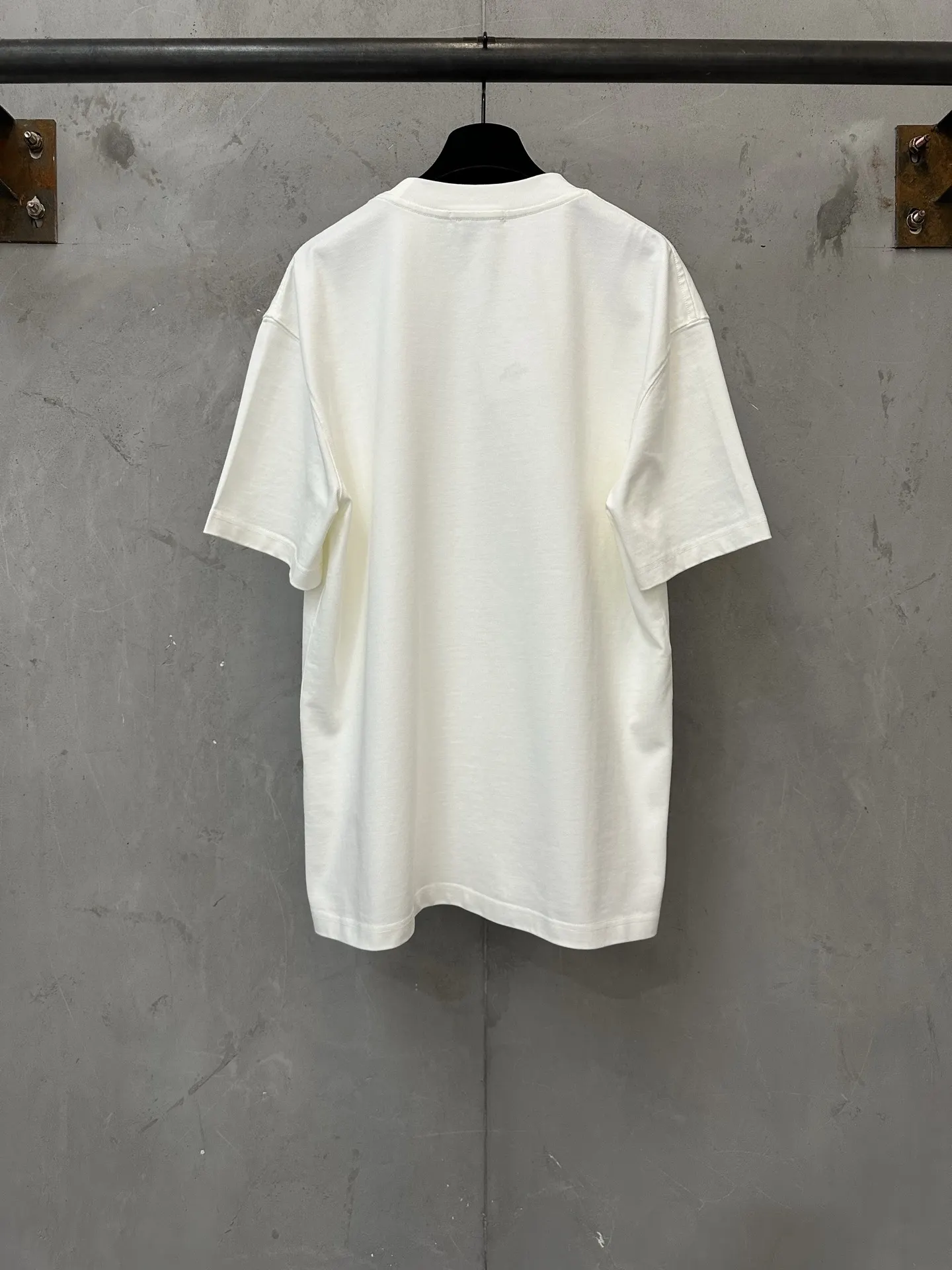 Heavyweight Cotton T-Shirt with Leather Patch D21021807 — view 2
