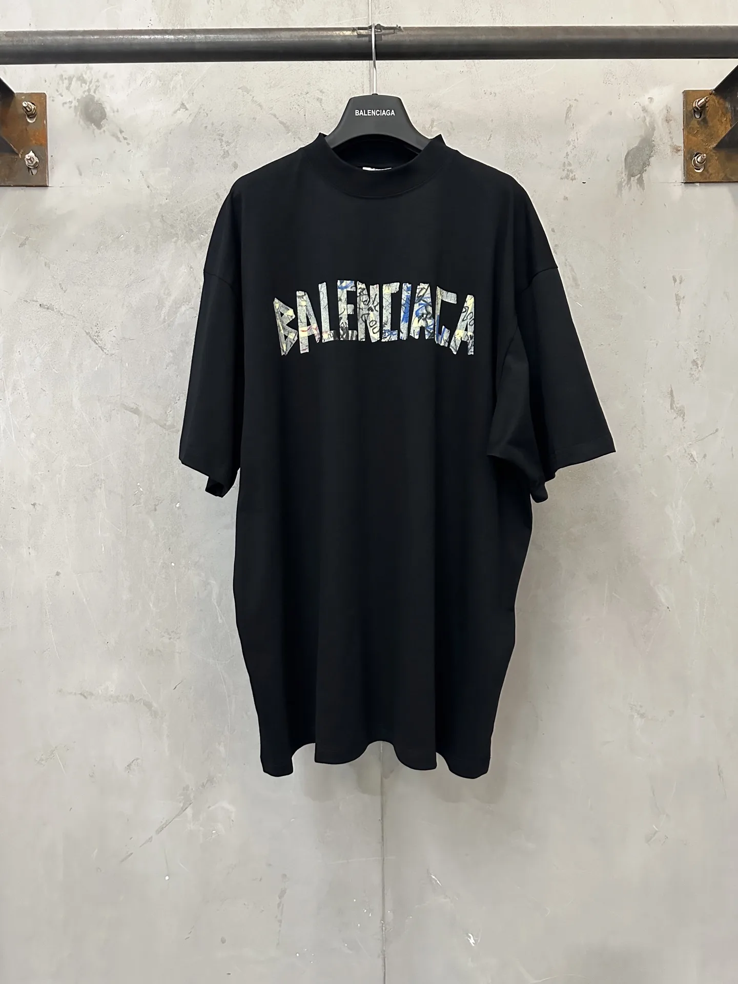 Graffiti Tape Logo Oversized T-Shirt D21524459