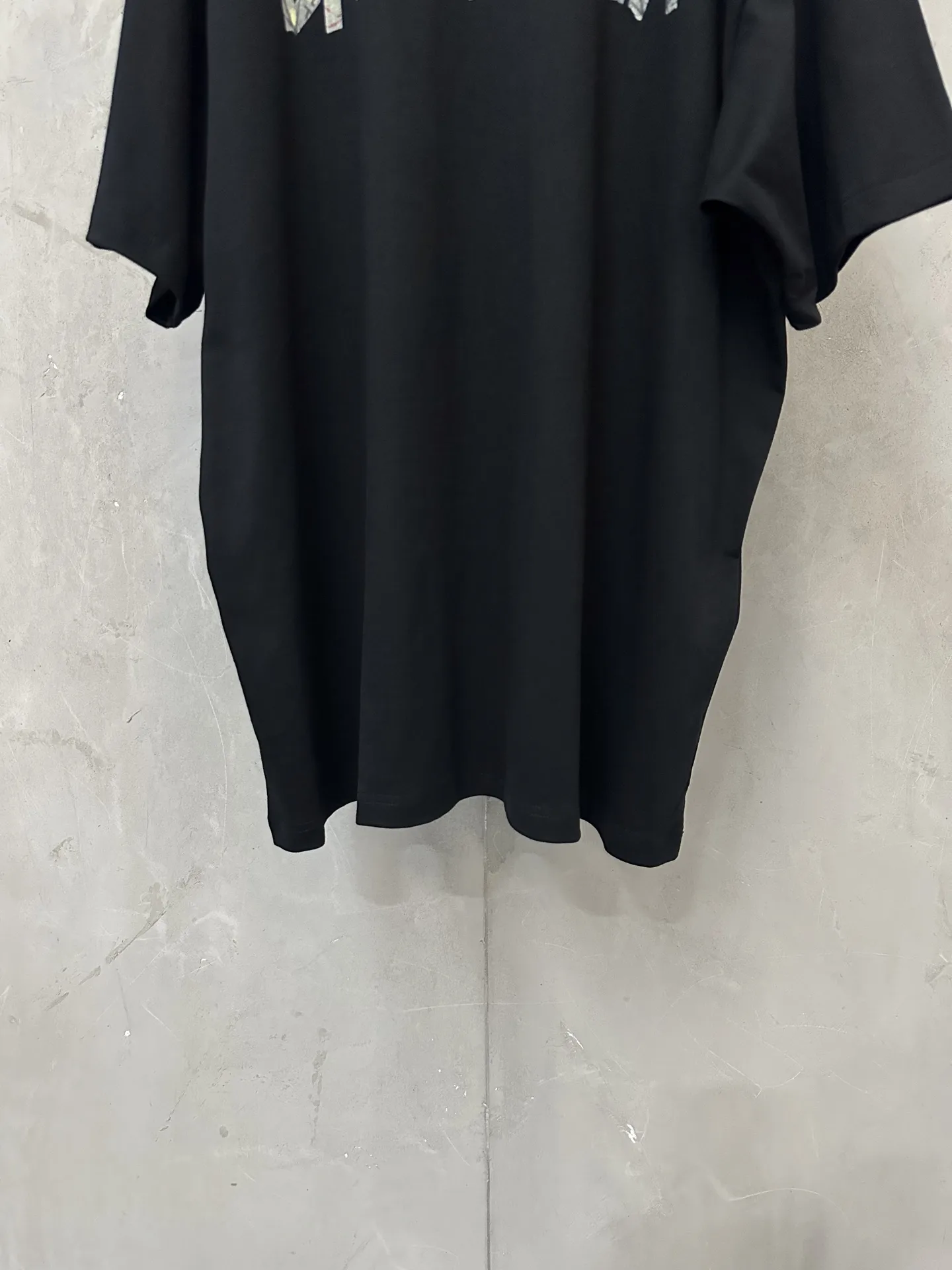 Graffiti Tape Logo Oversized T-Shirt D21524459 — view 4