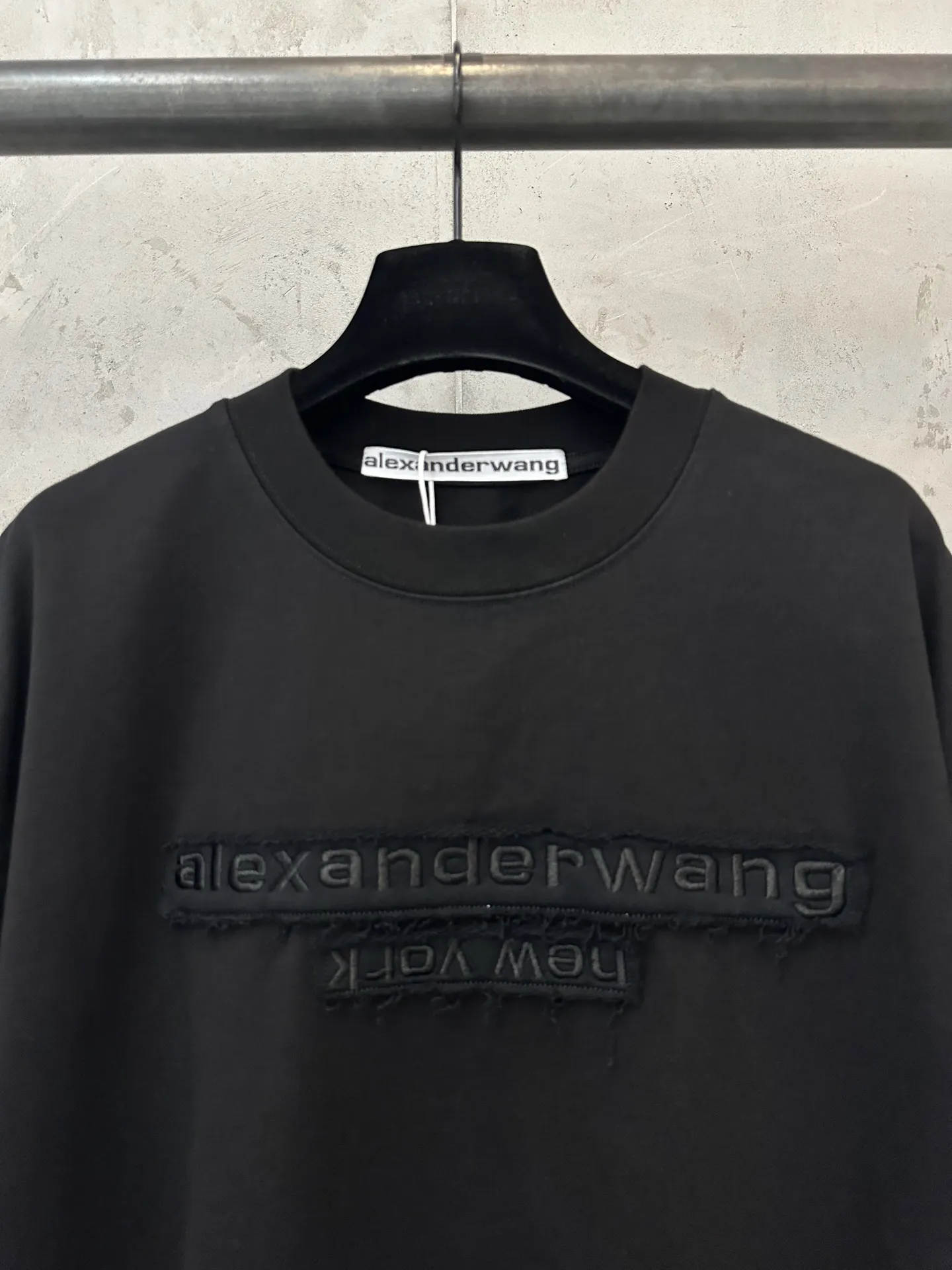 Logo Patch Heavyweight Cotton T-Shirt D21524420 — view 5