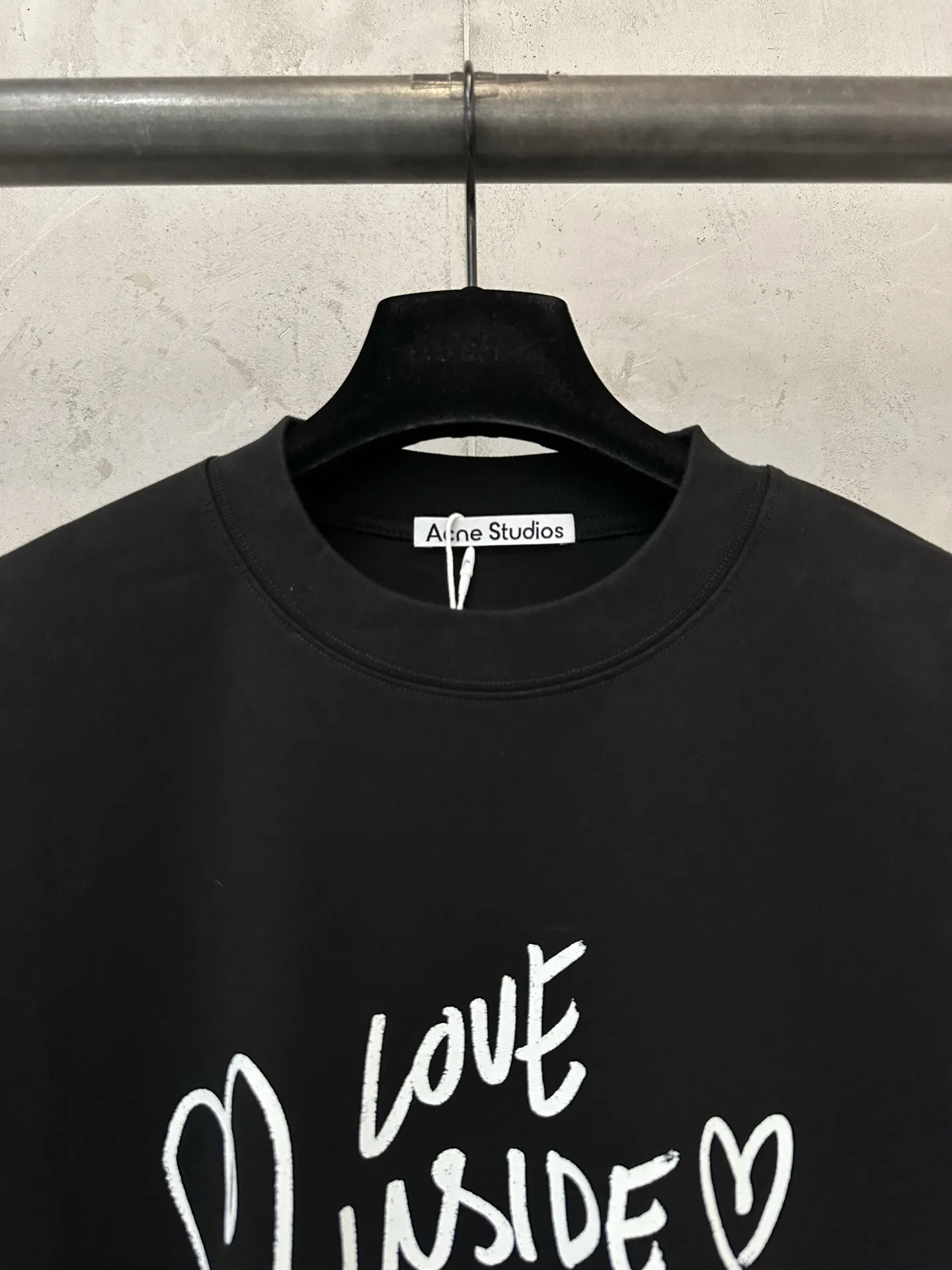 Acne Studios Love Inside Long-Sleeve T-Shirt D22020177 — view 5