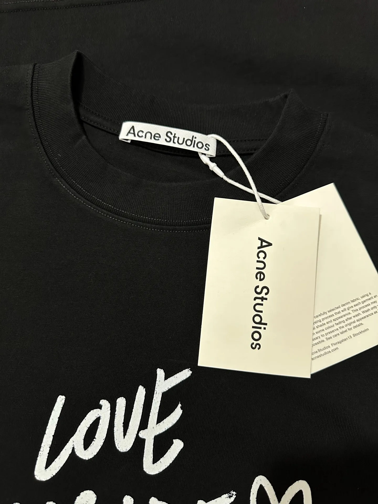 Acne Studios Love Inside Long-Sleeve T-Shirt D22020177 — view 6