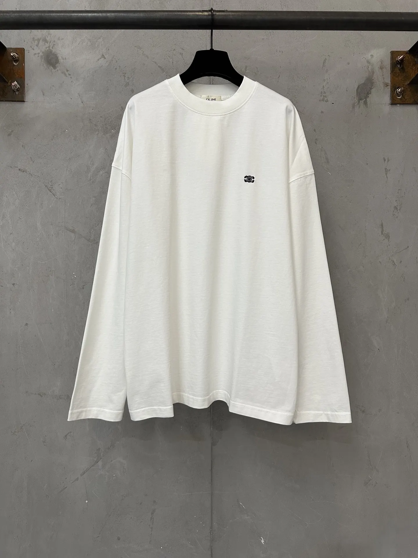 Triomphe Logo Embroidered Long-Sleeve T-Shirt D22020171