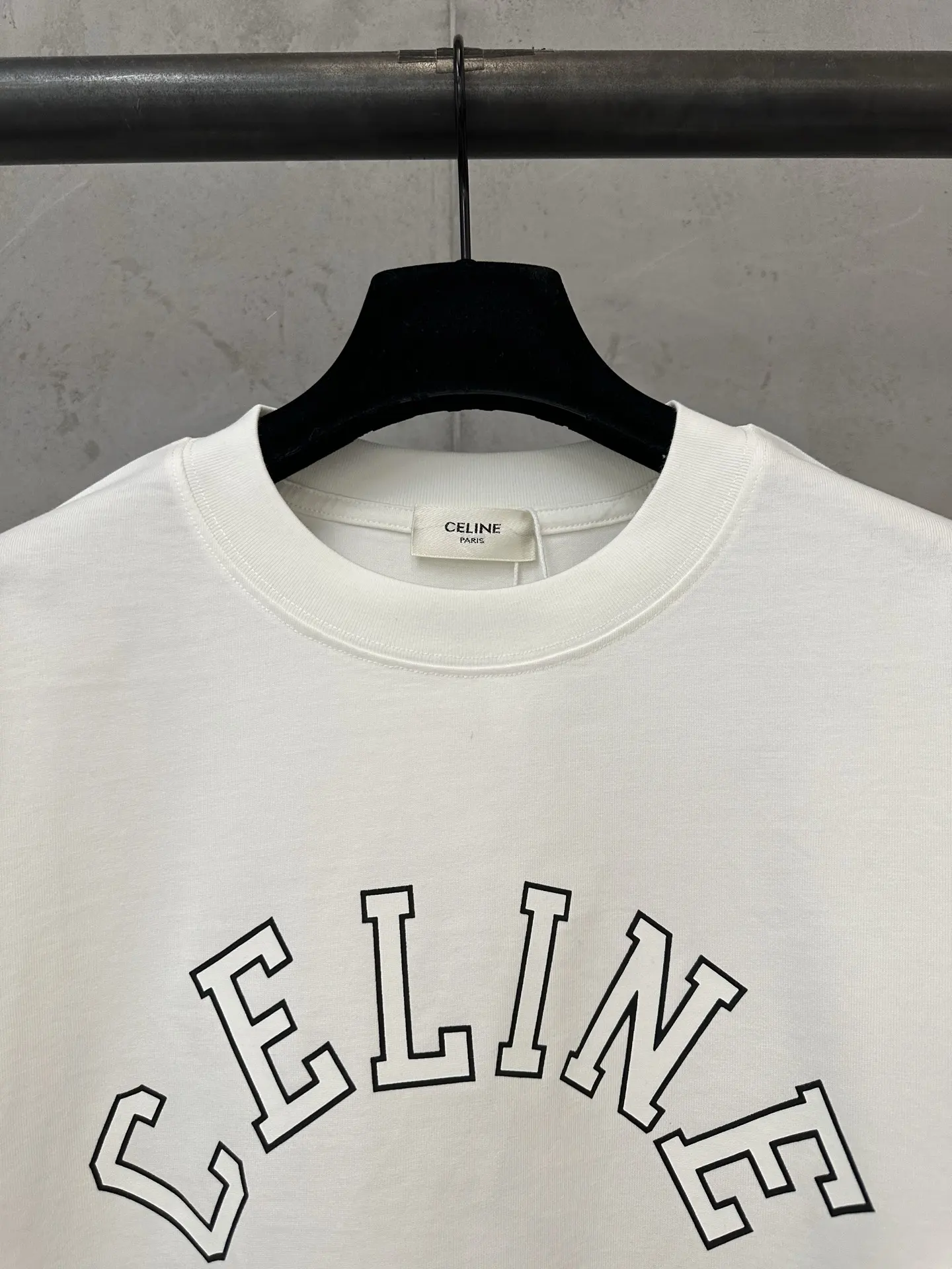 Logo Print Long-Sleeve Cotton T-Shirt D22024418 — view 5