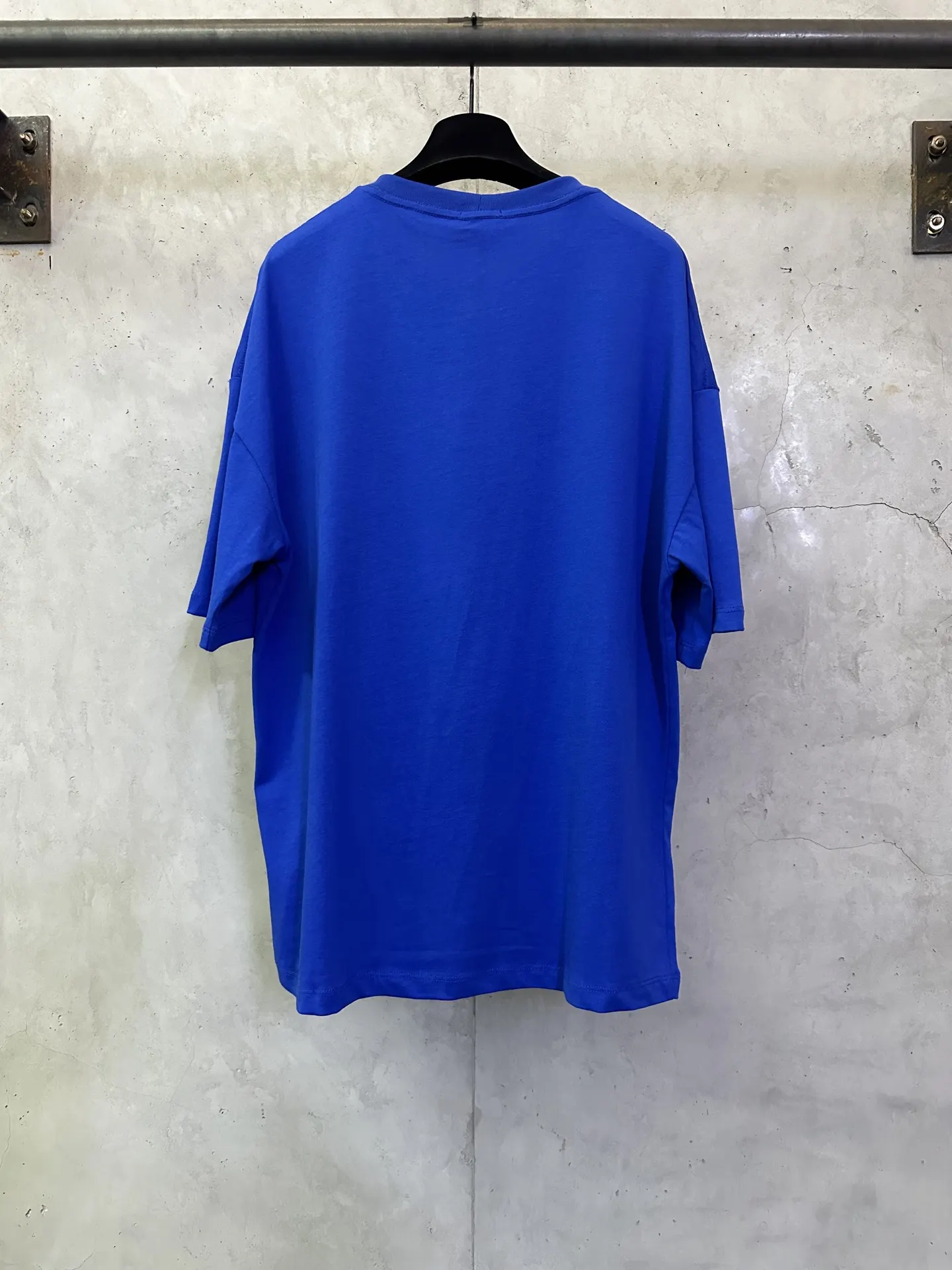 Logo-Embroidered Pocket T-Shirt D22012857 — view 2