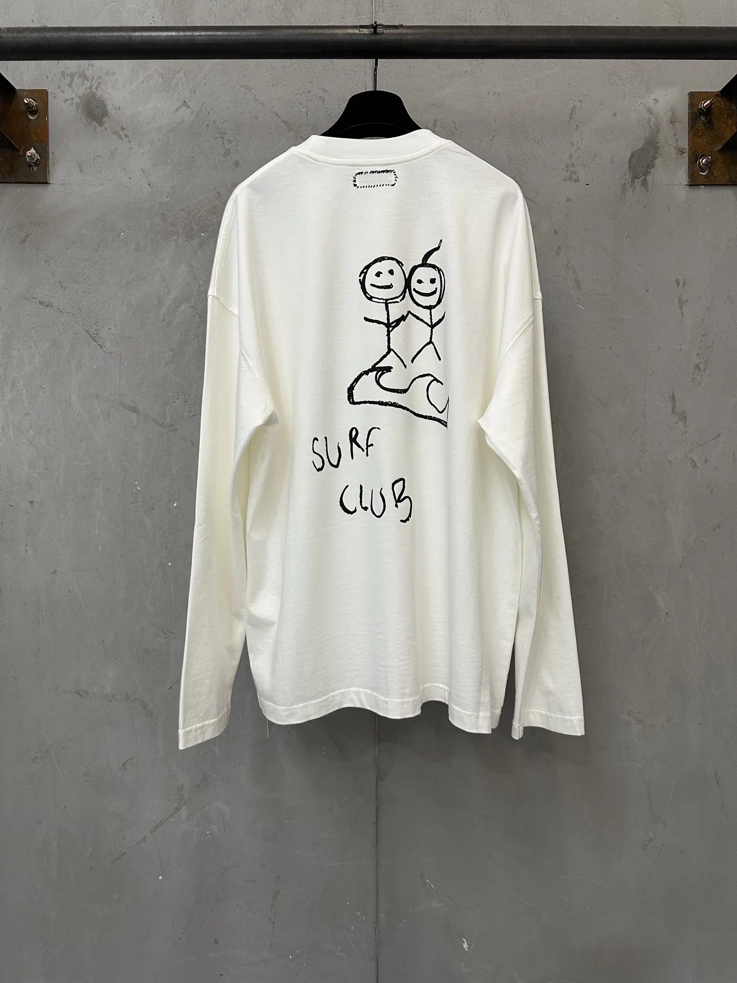 Surf Club Graphic Long-Sleeve T-Shirt D22021757 — view 2